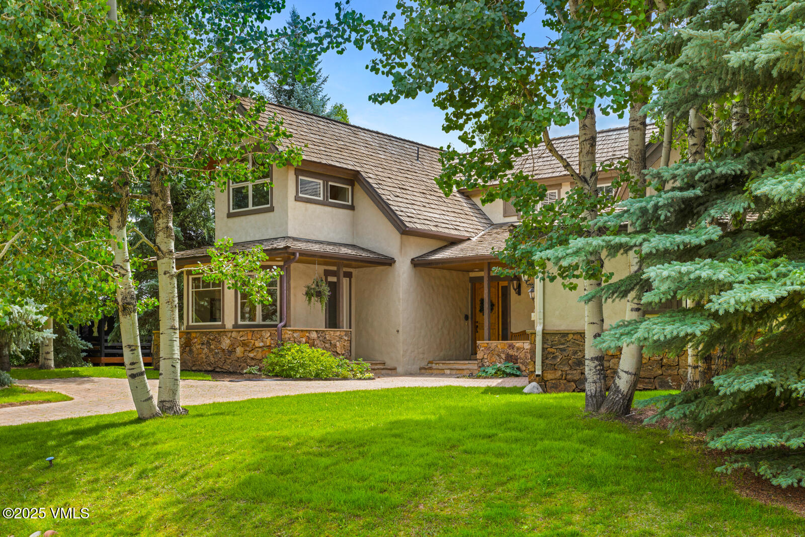 Edwards, Colorado 81632, United States, 5 Bedrooms Bedrooms, ,5 BathroomsBathrooms,Residential,Active,181704