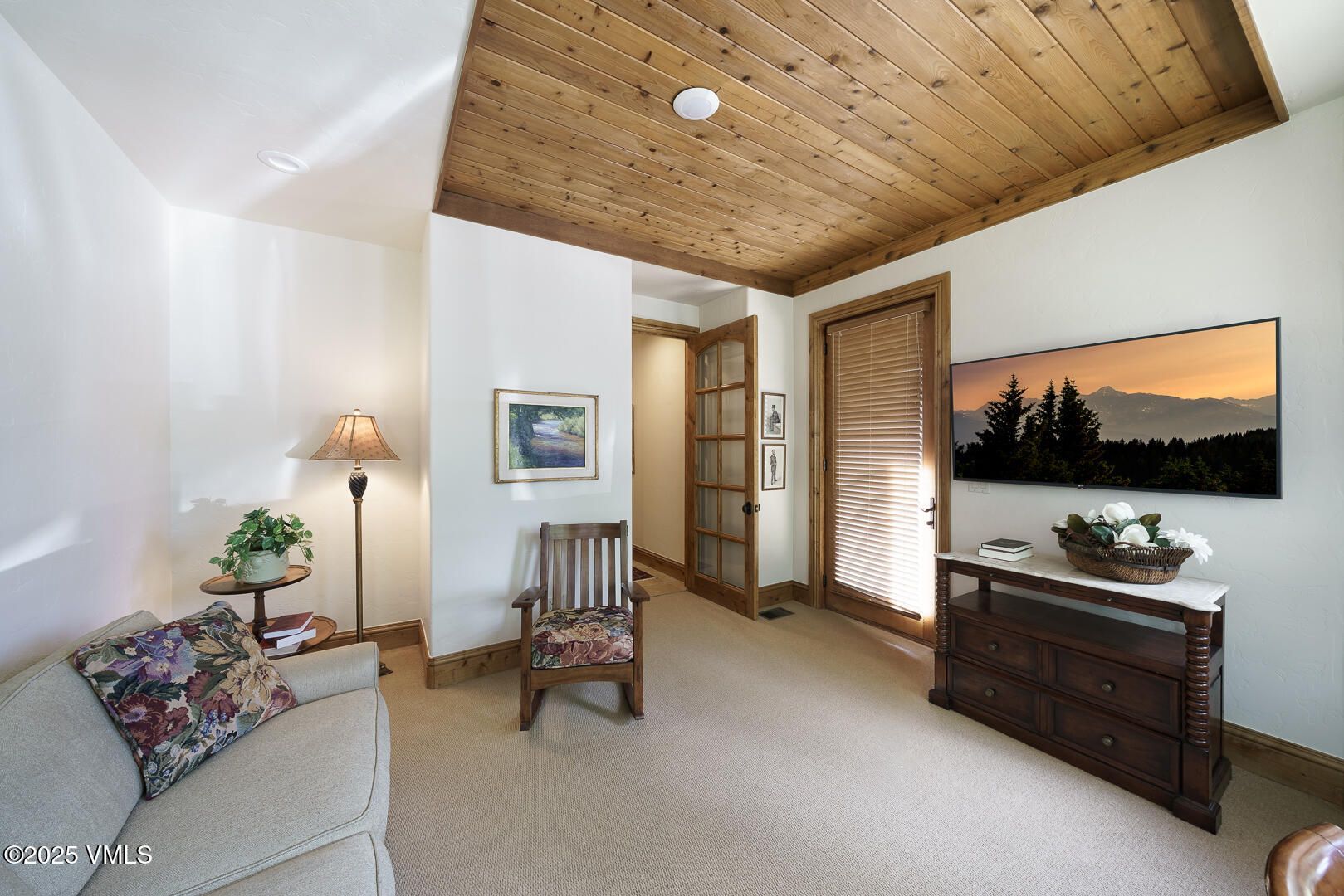 Edwards, Colorado 81632, United States, 5 Bedrooms Bedrooms, ,5 BathroomsBathrooms,Residential,Active,181704