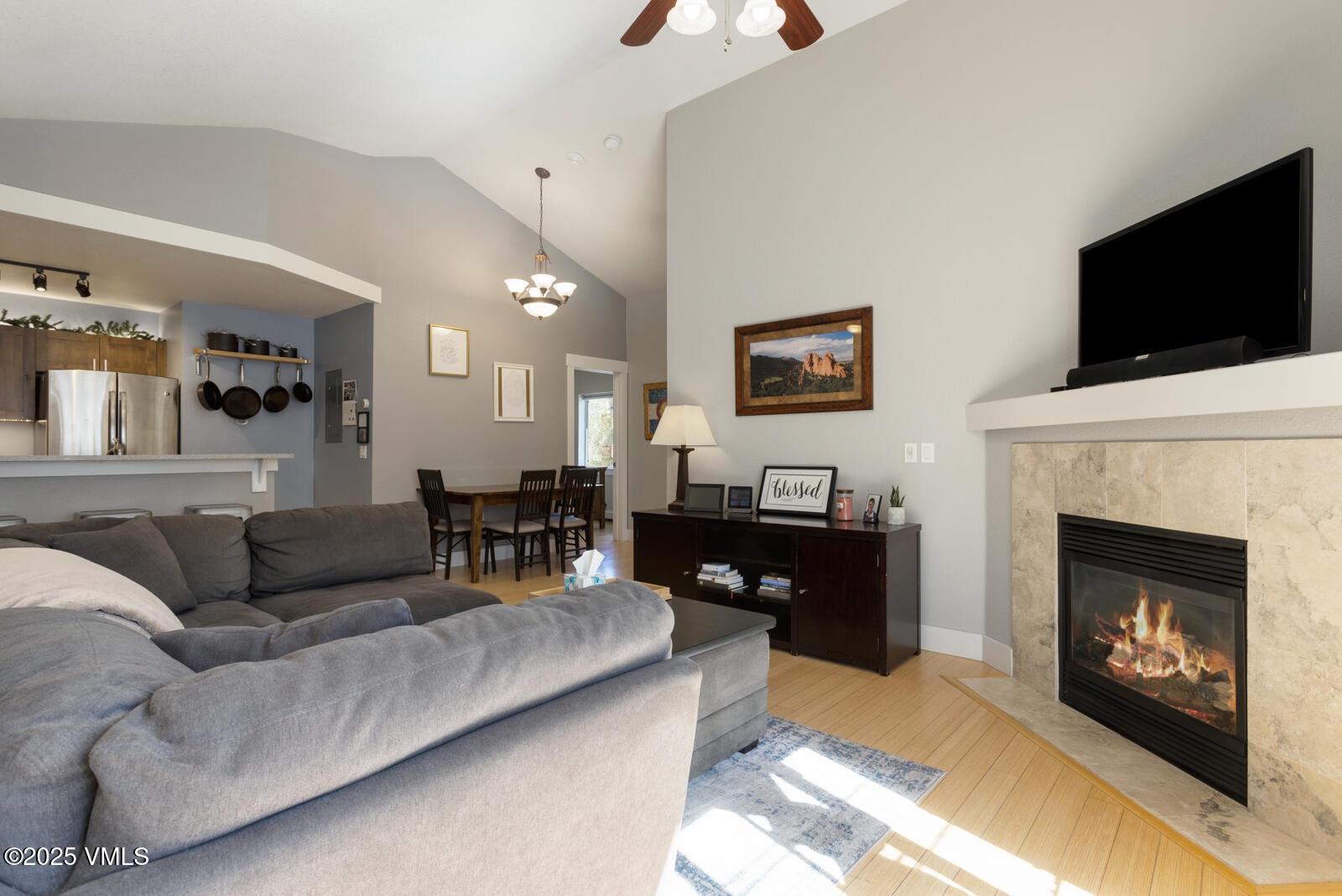 Edwards, Colorado 81632, United States, 2 Bedrooms Bedrooms, ,2 BathroomsBathrooms,Residential,Active,132118