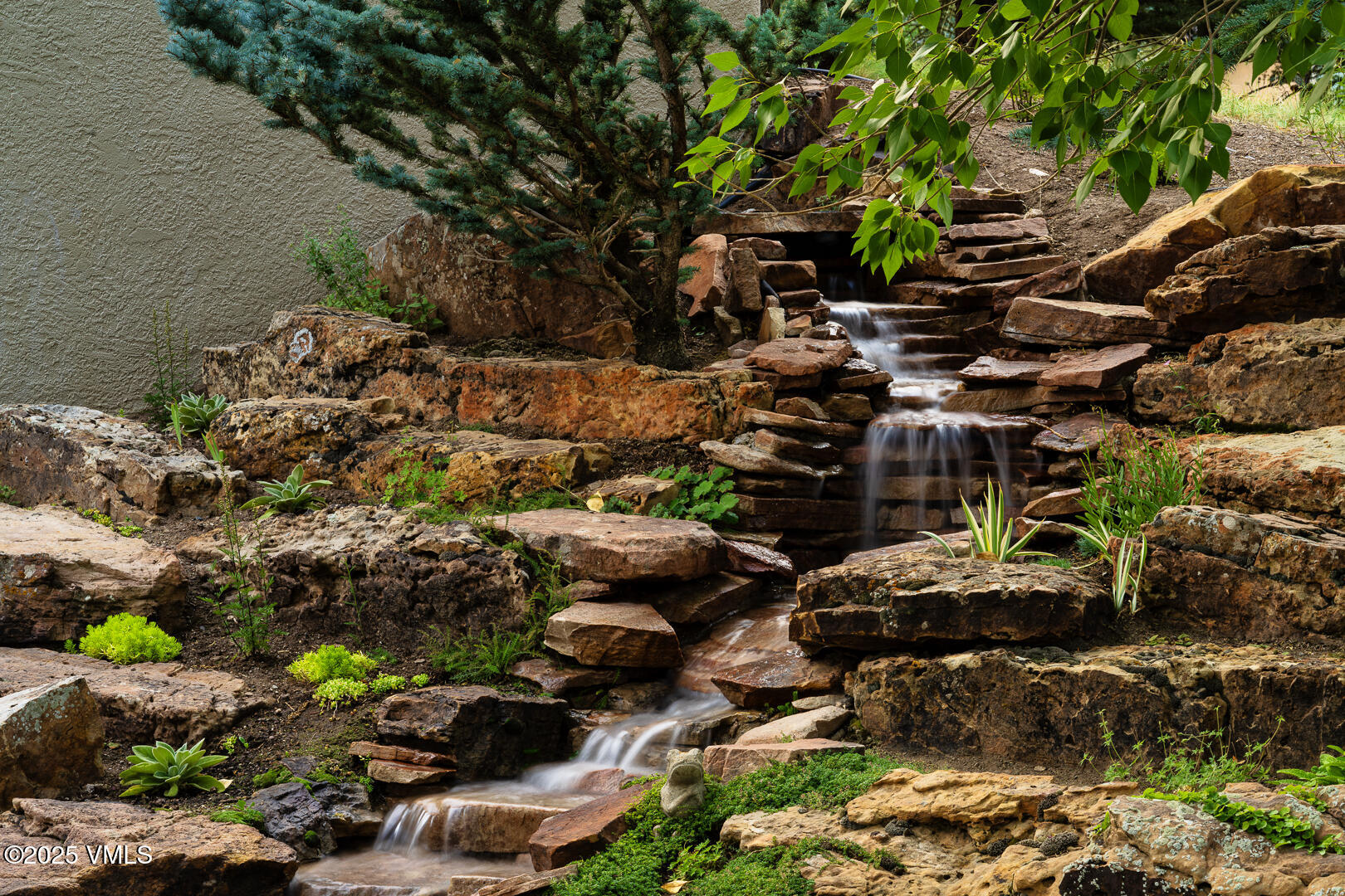 Edwards, Colorado 81632, United States, 5 Bedrooms Bedrooms, ,5 BathroomsBathrooms,Residential,Active,199596