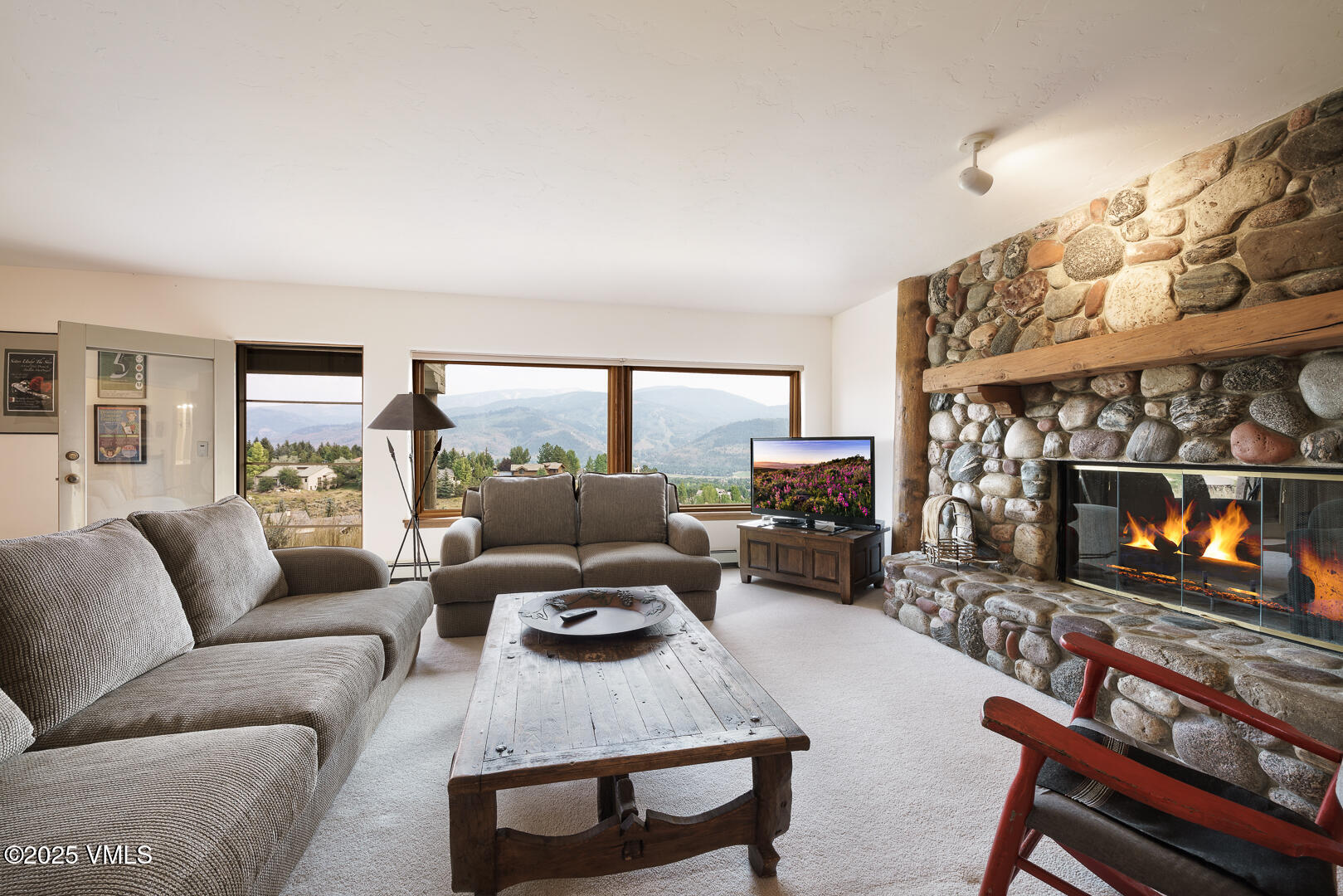 Edwards, Colorado 81632, United States, 5 Bedrooms Bedrooms, ,5 BathroomsBathrooms,Residential,Active,199596