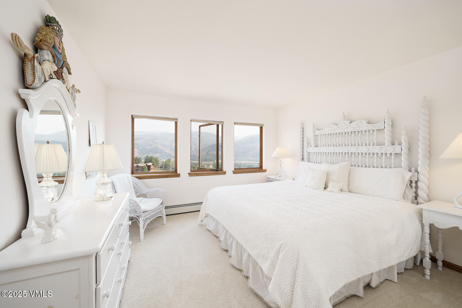 Edwards, Colorado 81632, United States, 5 Bedrooms Bedrooms, ,5 BathroomsBathrooms,Residential,Active,199596