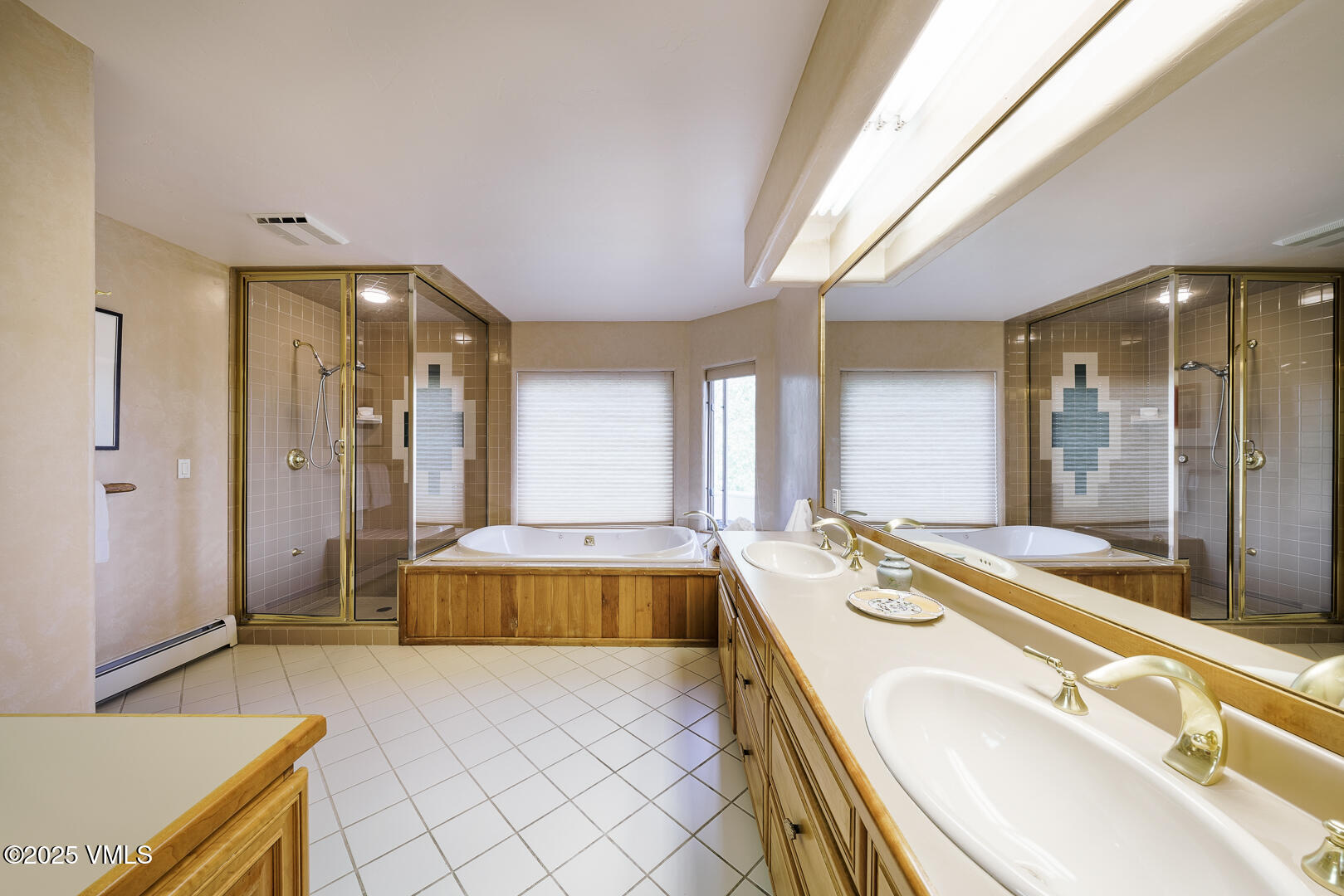 Edwards, Colorado 81632, United States, 5 Bedrooms Bedrooms, ,5 BathroomsBathrooms,Residential,Active,199596