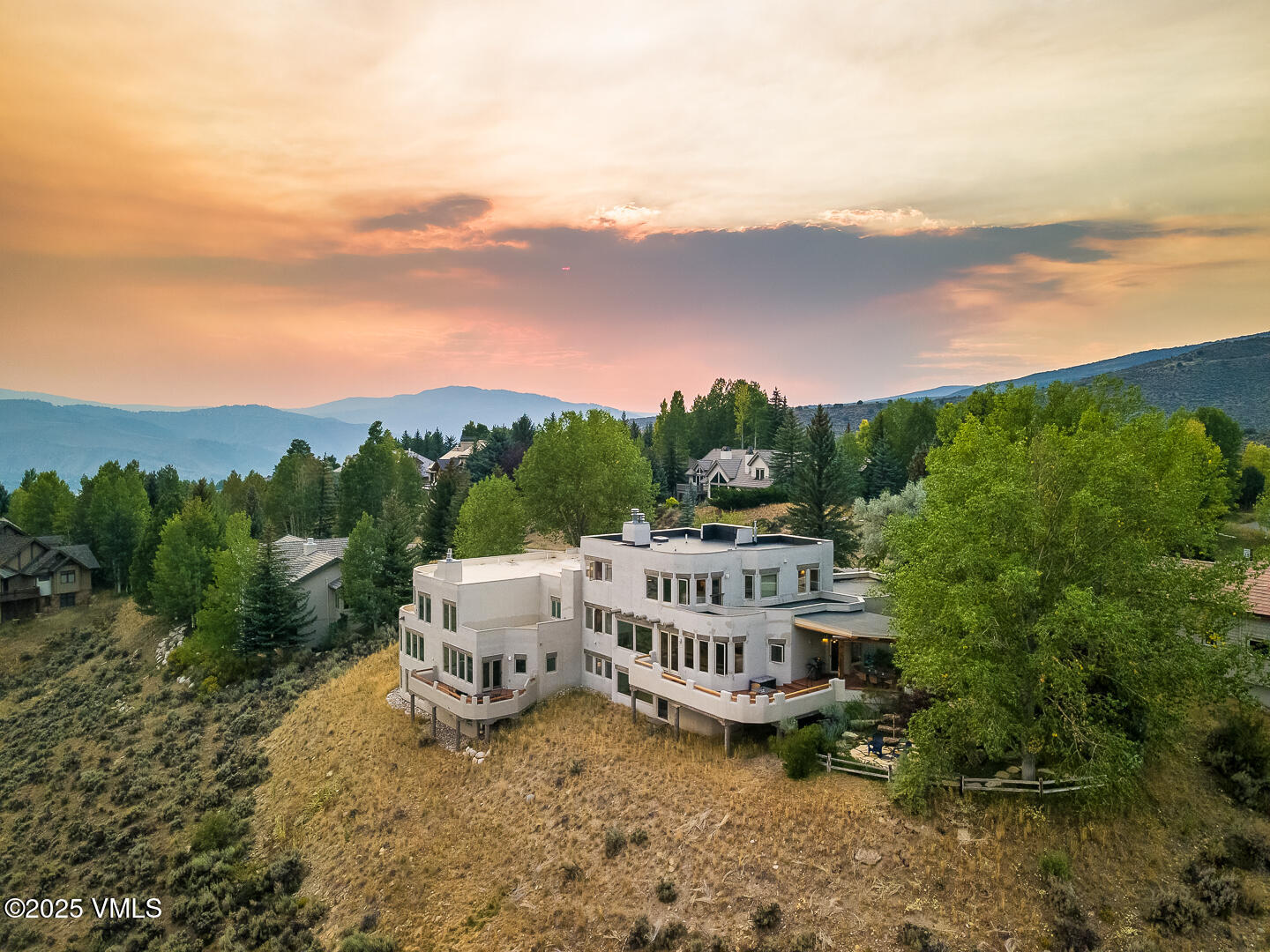 Edwards, Colorado 81632, United States, 5 Bedrooms Bedrooms, ,5 BathroomsBathrooms,Residential,Active,199596