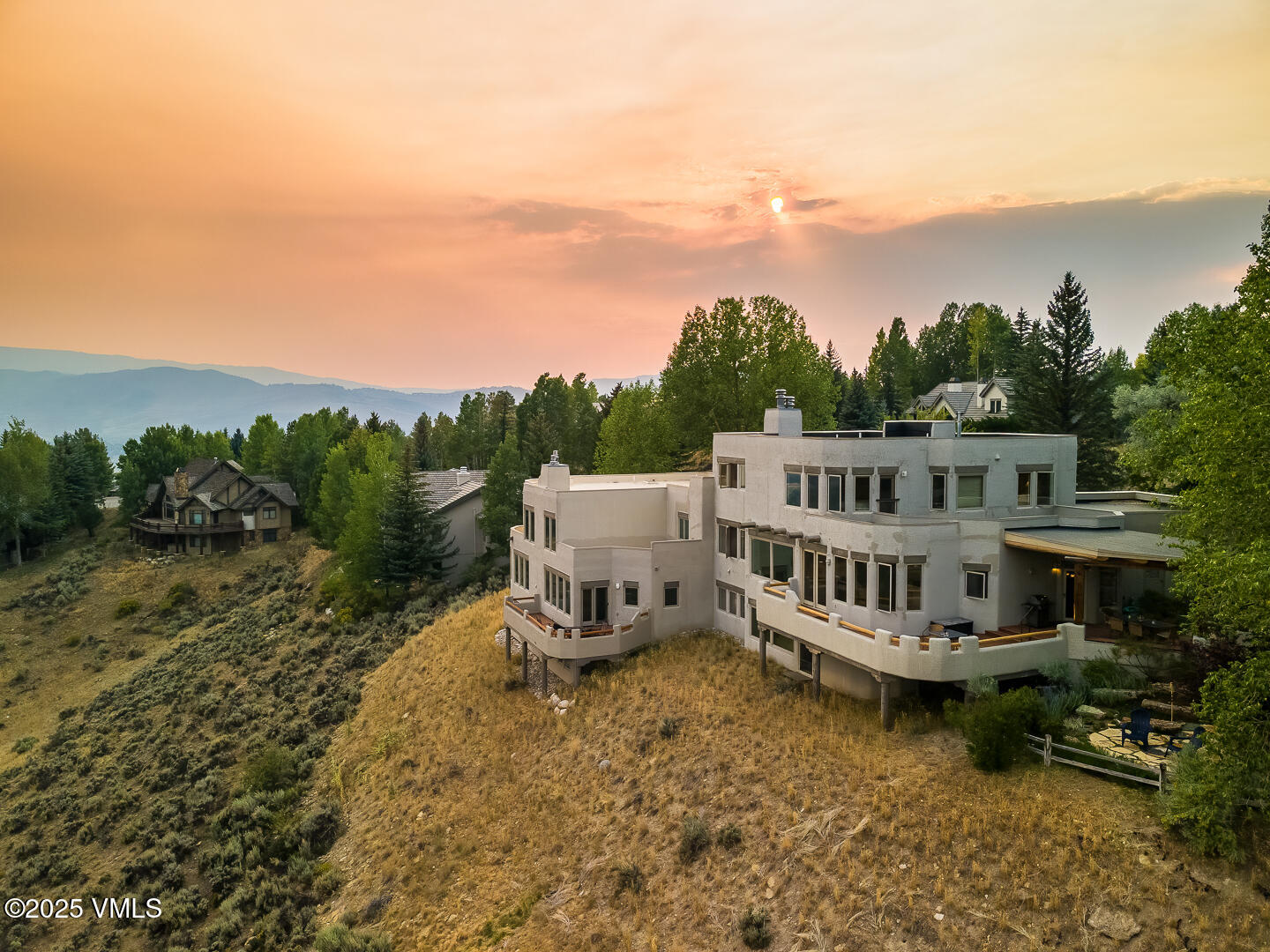 Edwards, Colorado 81632, United States, 5 Bedrooms Bedrooms, ,5 BathroomsBathrooms,Residential,Active,199596