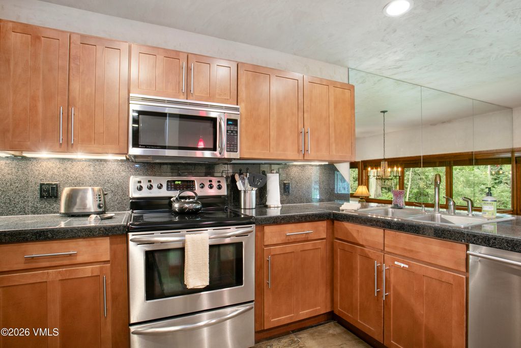 Photo of 3911 Bighorn Road #1-B, Vail, CO 81657 (MLS # 1013537)