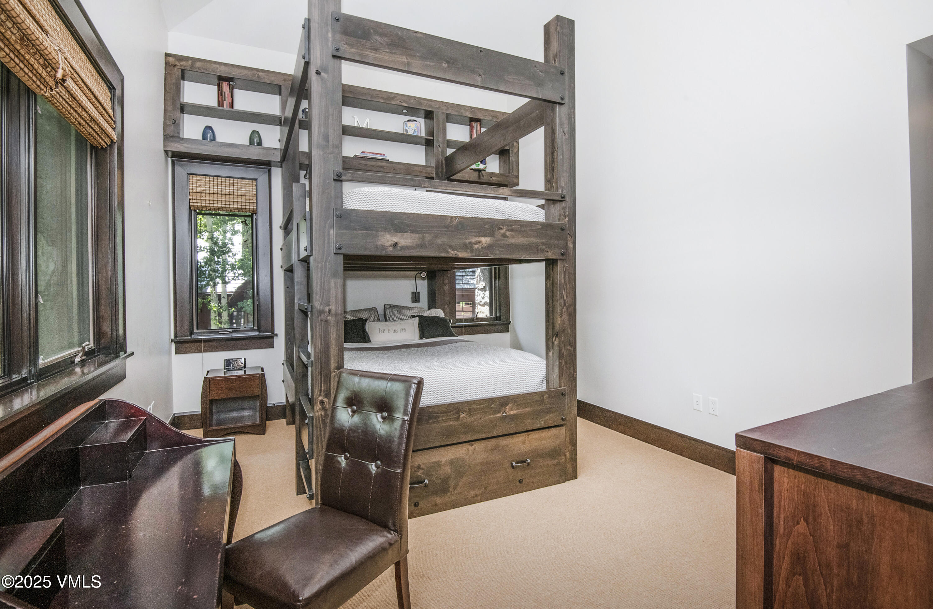 Avon, Colorado 81620, United States, 3 Bedrooms Bedrooms, ,4 BathroomsBathrooms,Residential,Active,159048