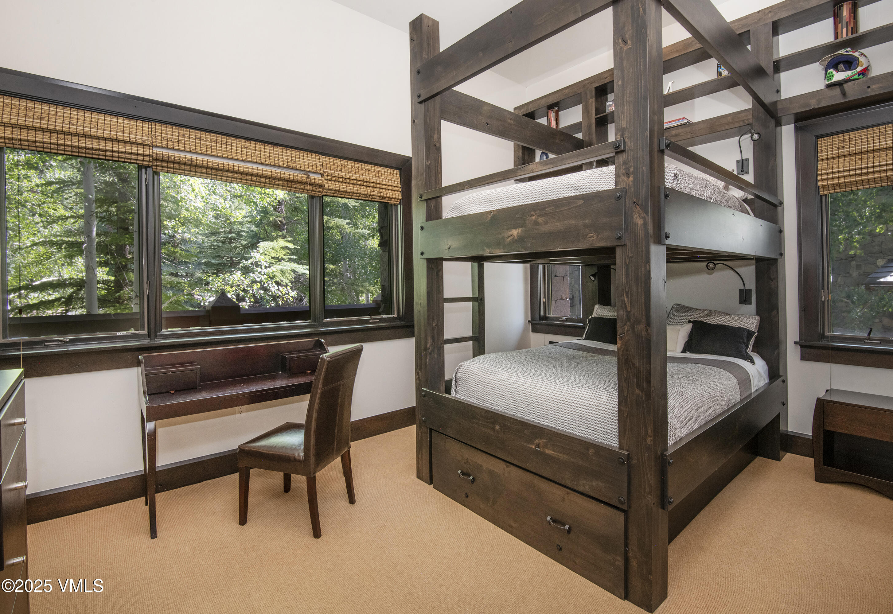 Avon, Colorado 81620, United States, 3 Bedrooms Bedrooms, ,4 BathroomsBathrooms,Residential,Active,159048