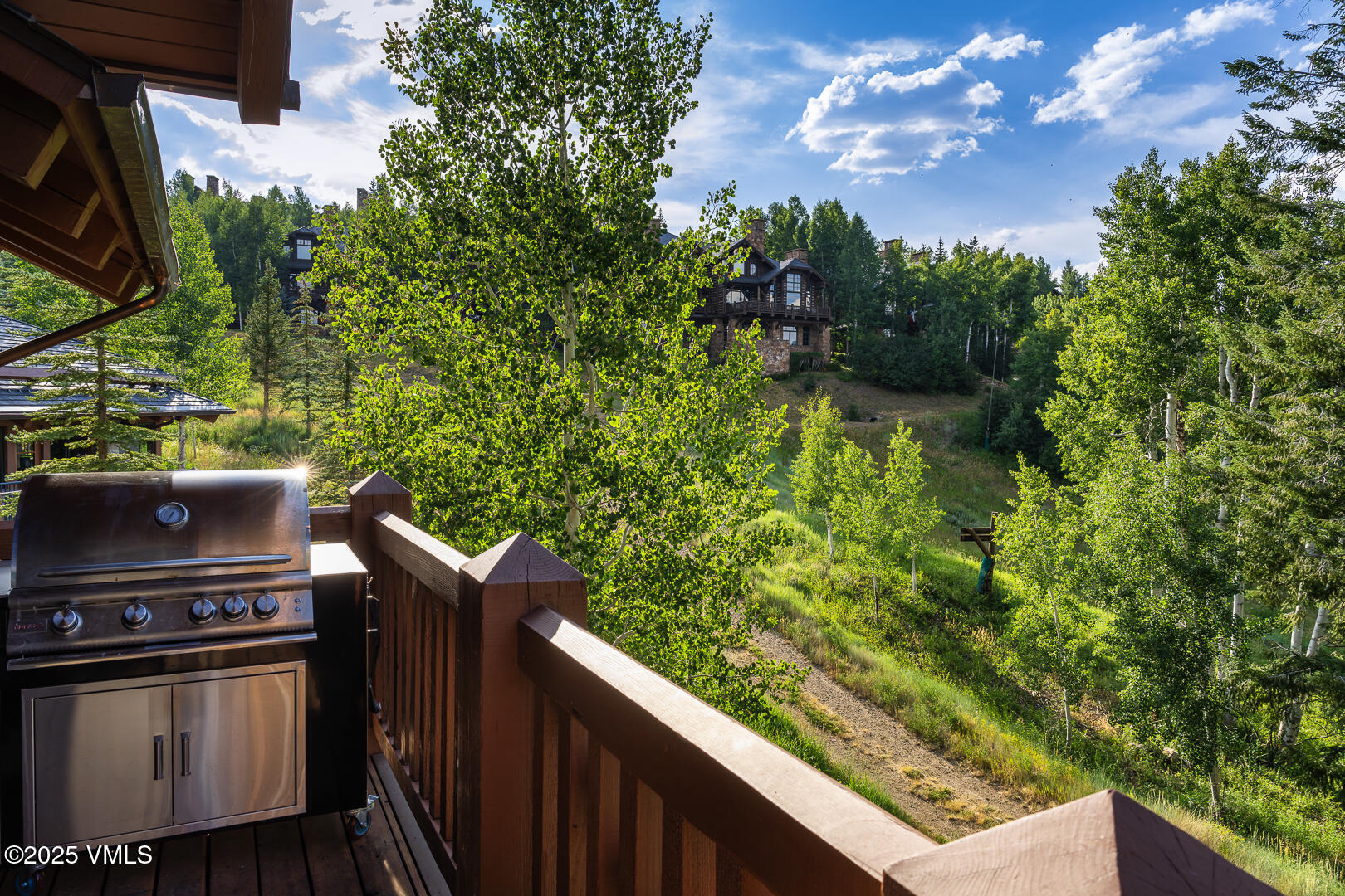 Avon, Colorado 81620, United States, 3 Bedrooms Bedrooms, ,4 BathroomsBathrooms,Residential,Active,159048