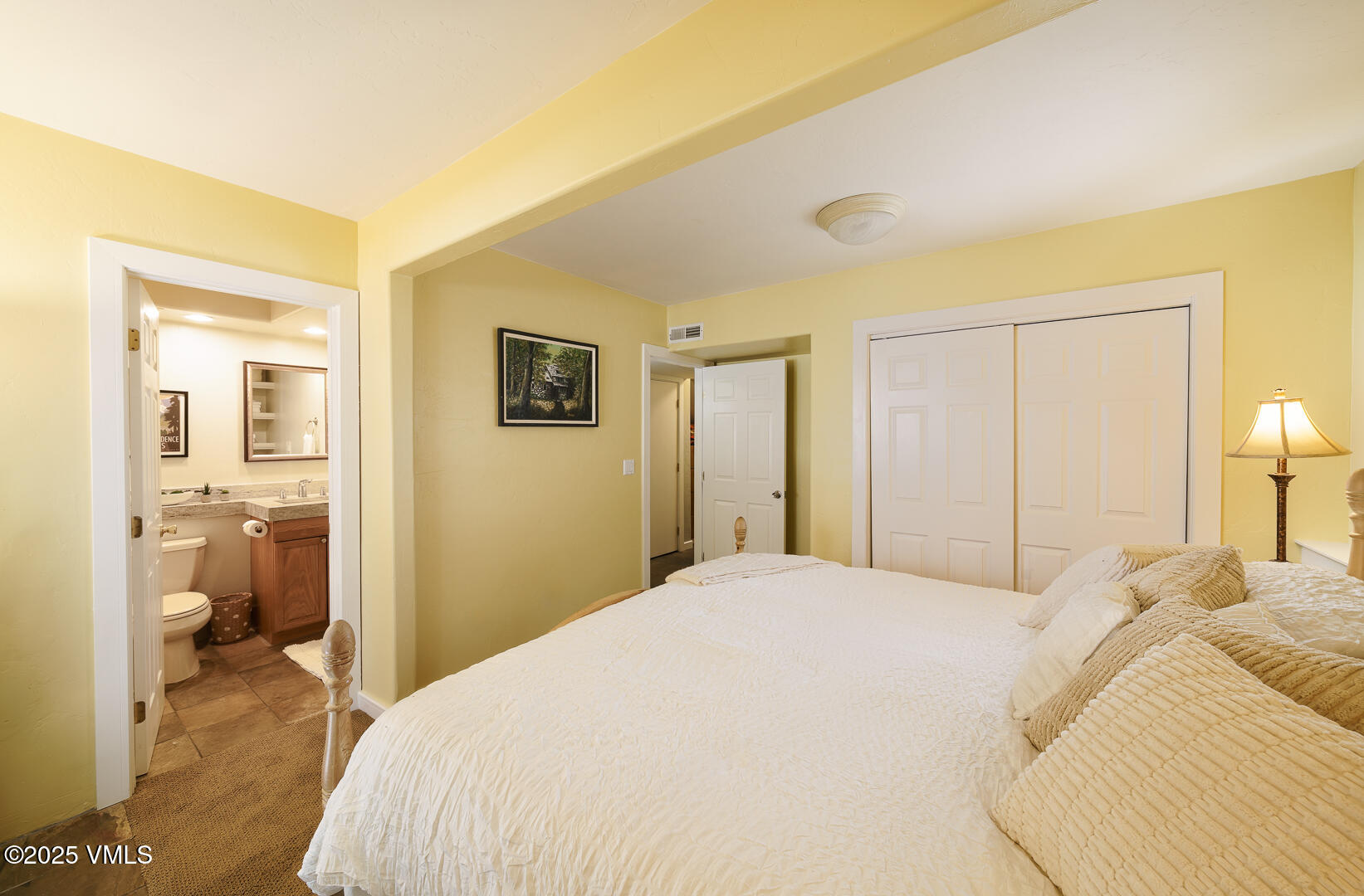 Edwards, Colorado 81632, United States, 3 Bedrooms Bedrooms, ,3 BathroomsBathrooms,Residential,Pending,122744