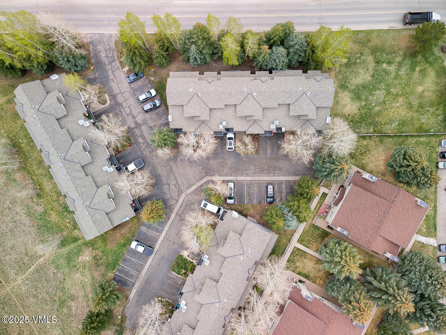 Edwards, Colorado 81632, United States, 3 Bedrooms Bedrooms, ,3 BathroomsBathrooms,Residential,Pending,122744