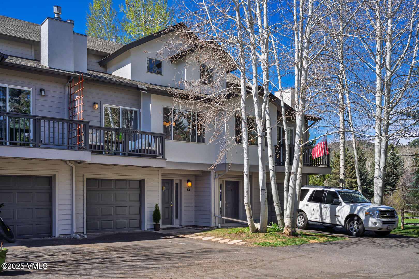 Edwards, Colorado 81632, United States, 3 Bedrooms Bedrooms, ,3 BathroomsBathrooms,Residential,Pending,122744