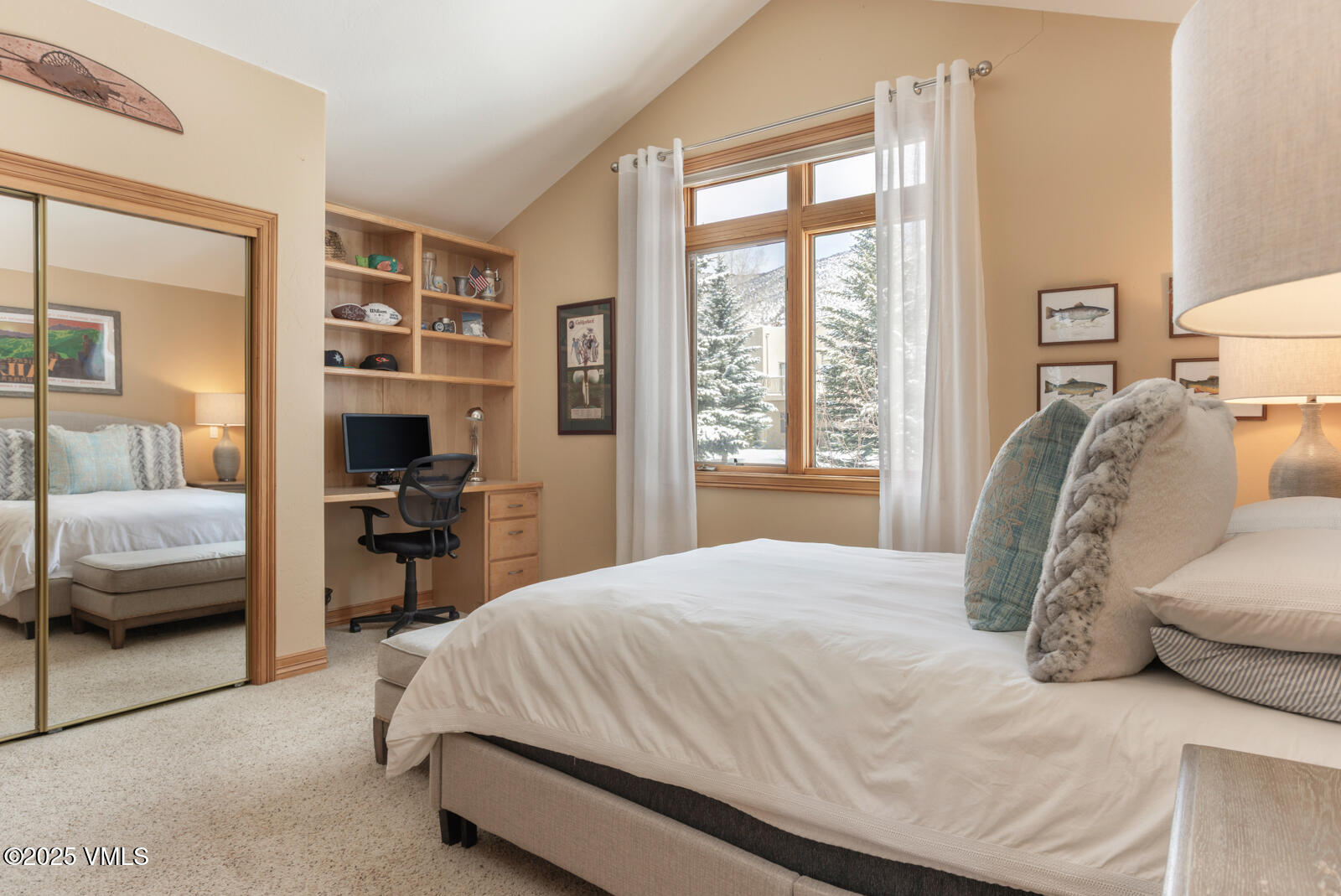 Edwards, Colorado 81632, United States, 4 Bedrooms Bedrooms, ,3 BathroomsBathrooms,Residential,Active,156306