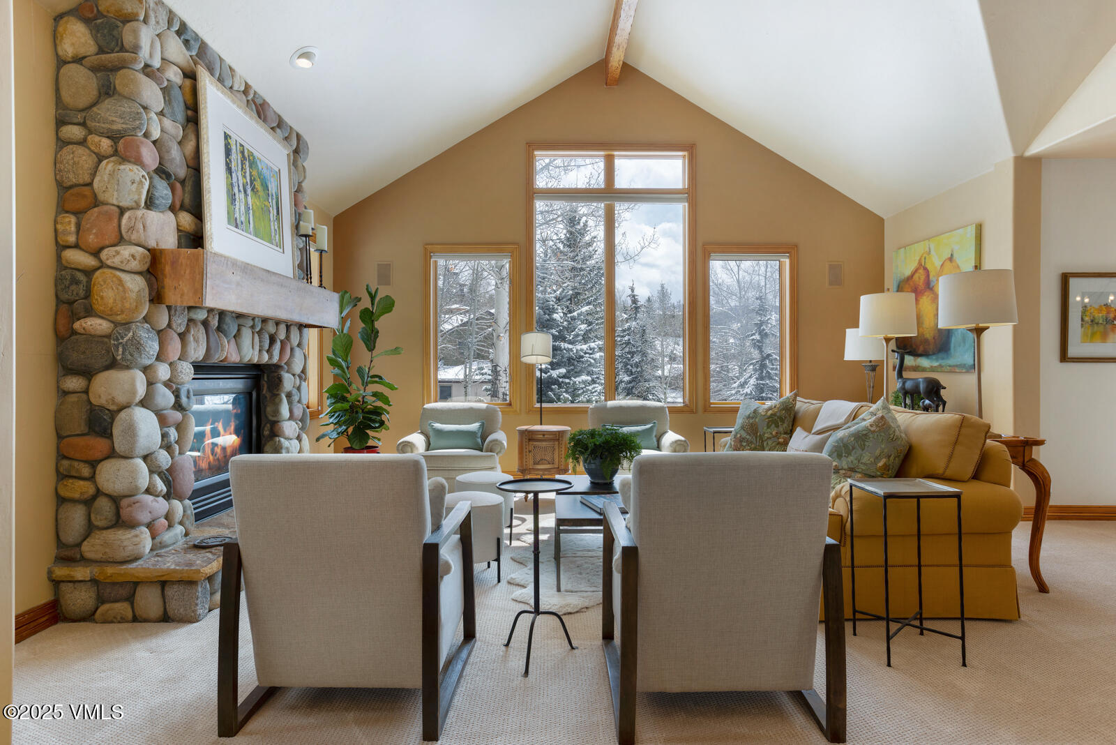 Edwards, Colorado 81632, United States, 4 Bedrooms Bedrooms, ,3 BathroomsBathrooms,Residential,Active,156306