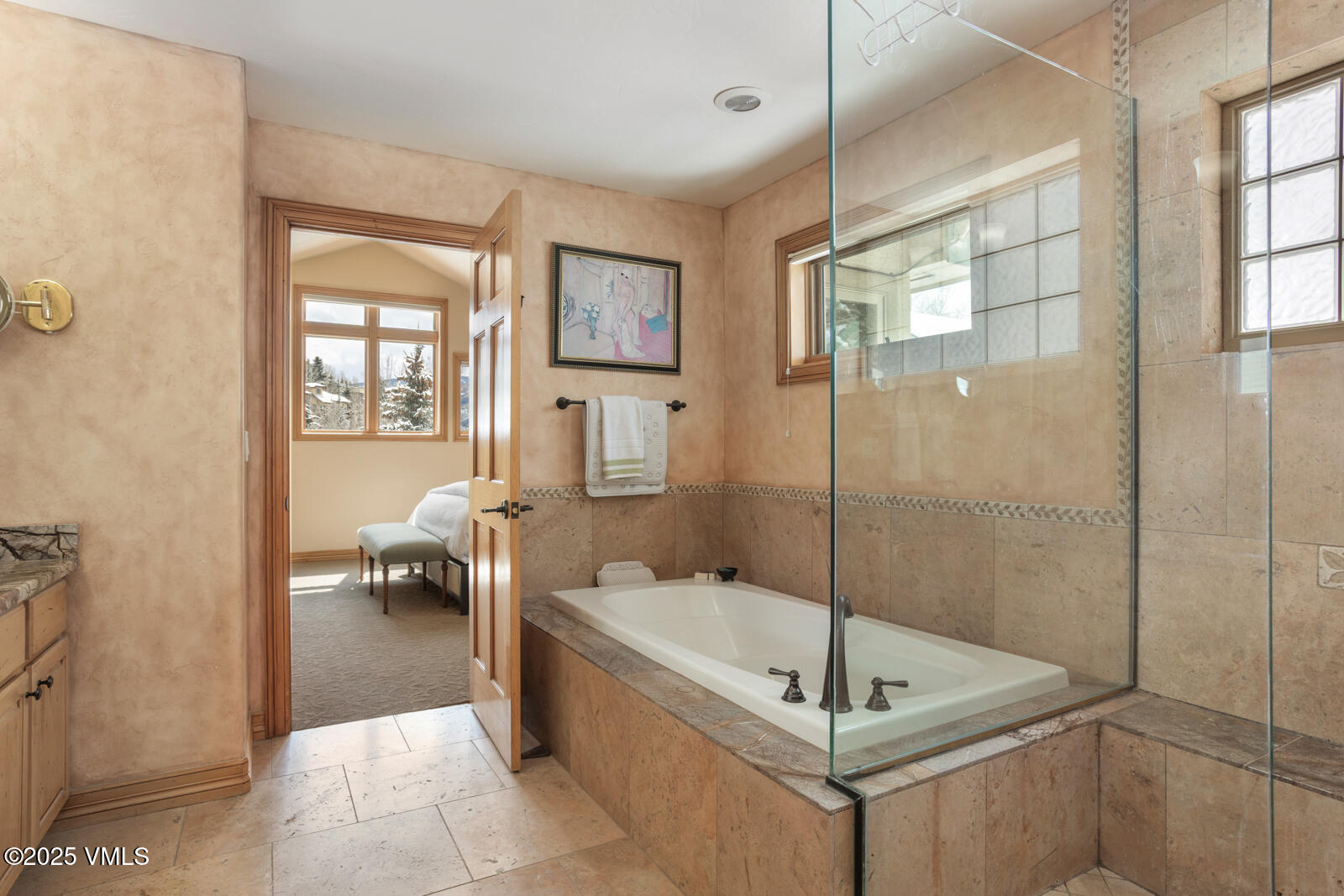 Edwards, Colorado 81632, United States, 4 Bedrooms Bedrooms, ,3 BathroomsBathrooms,Residential,Active,156306