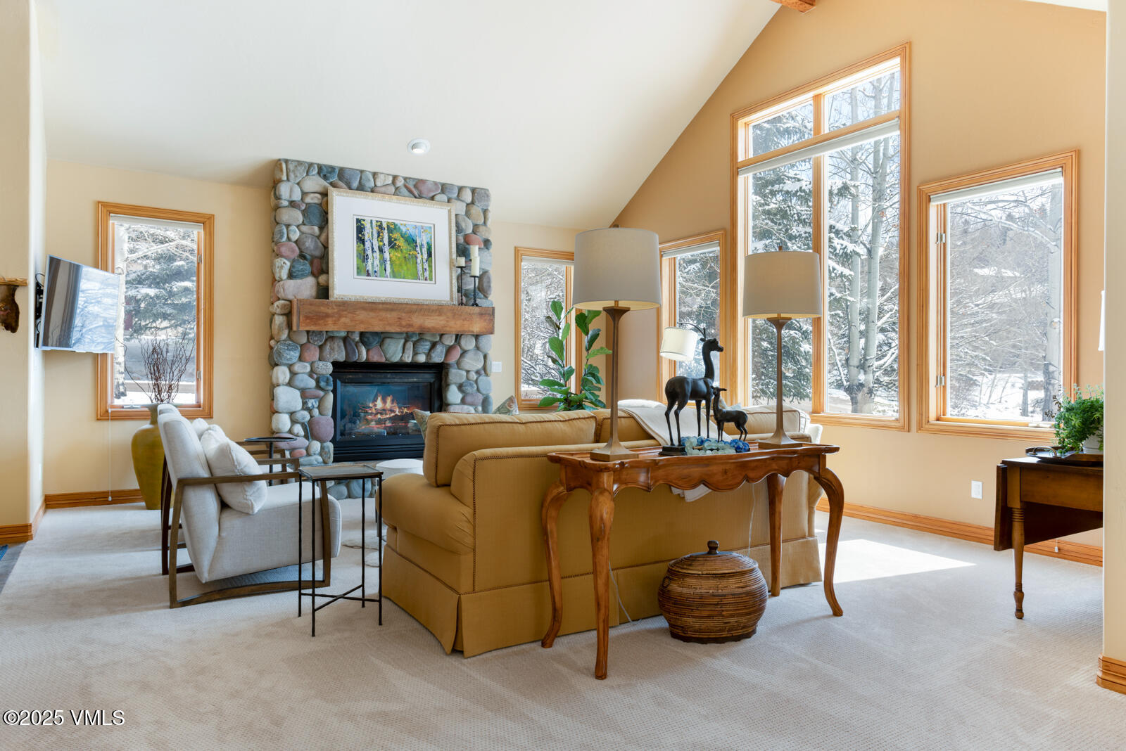 Edwards, Colorado 81632, United States, 4 Bedrooms Bedrooms, ,3 BathroomsBathrooms,Residential,Active,156306