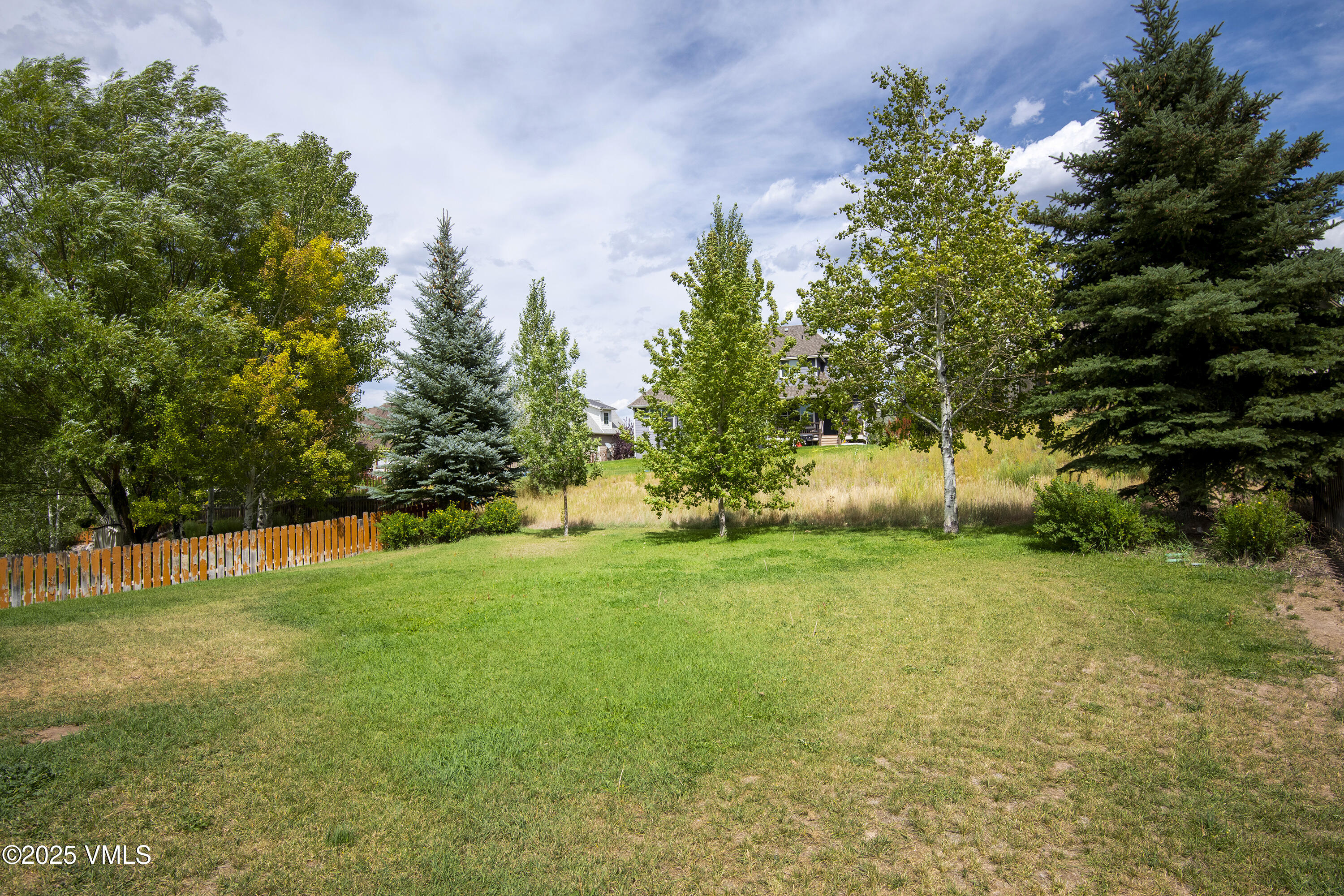 Gypsum, Colorado 81637, United States, 4 Bedrooms Bedrooms, ,4 BathroomsBathrooms,Residential,Pending,185410