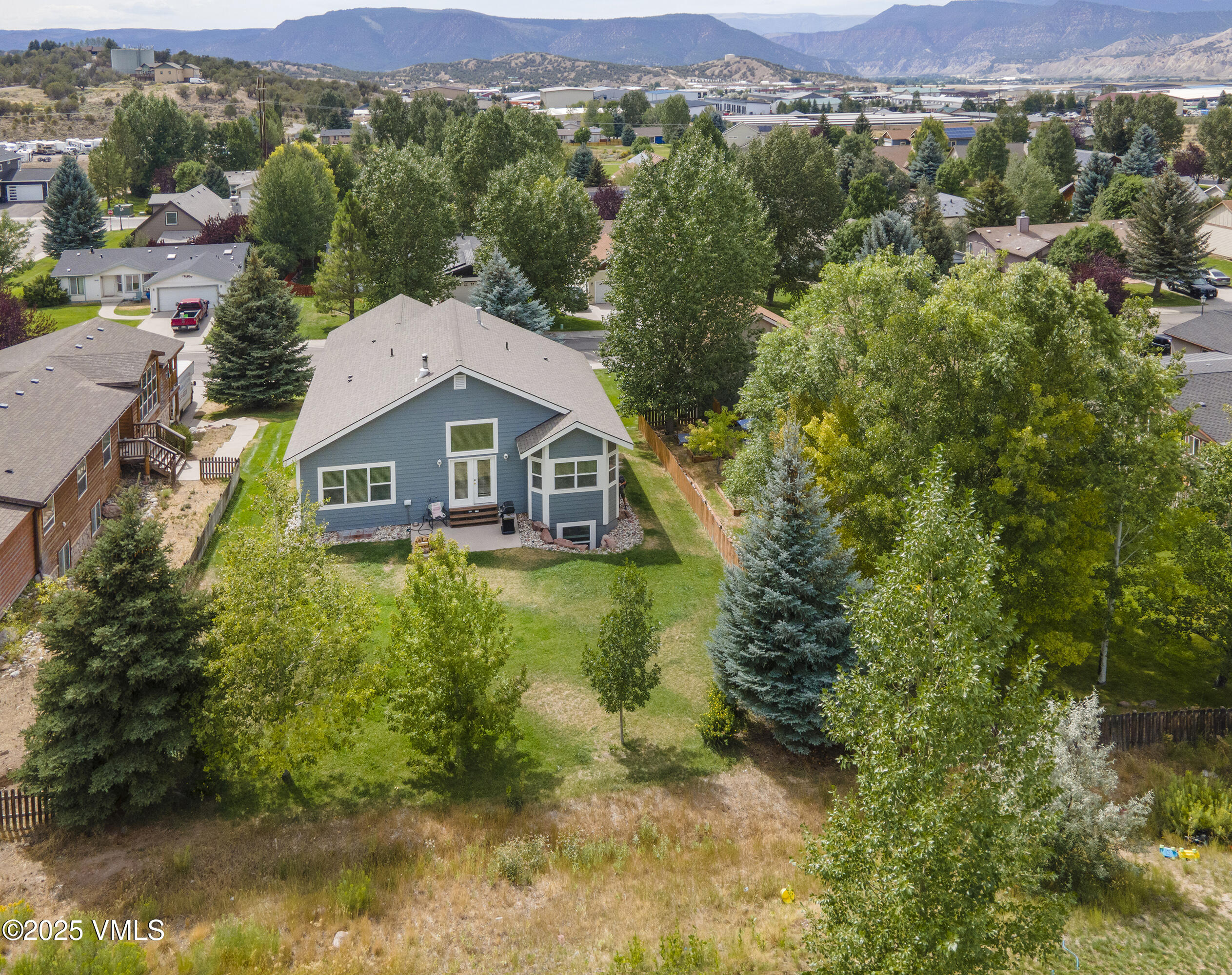 Gypsum, Colorado 81637, United States, 4 Bedrooms Bedrooms, ,4 BathroomsBathrooms,Residential,Pending,185410