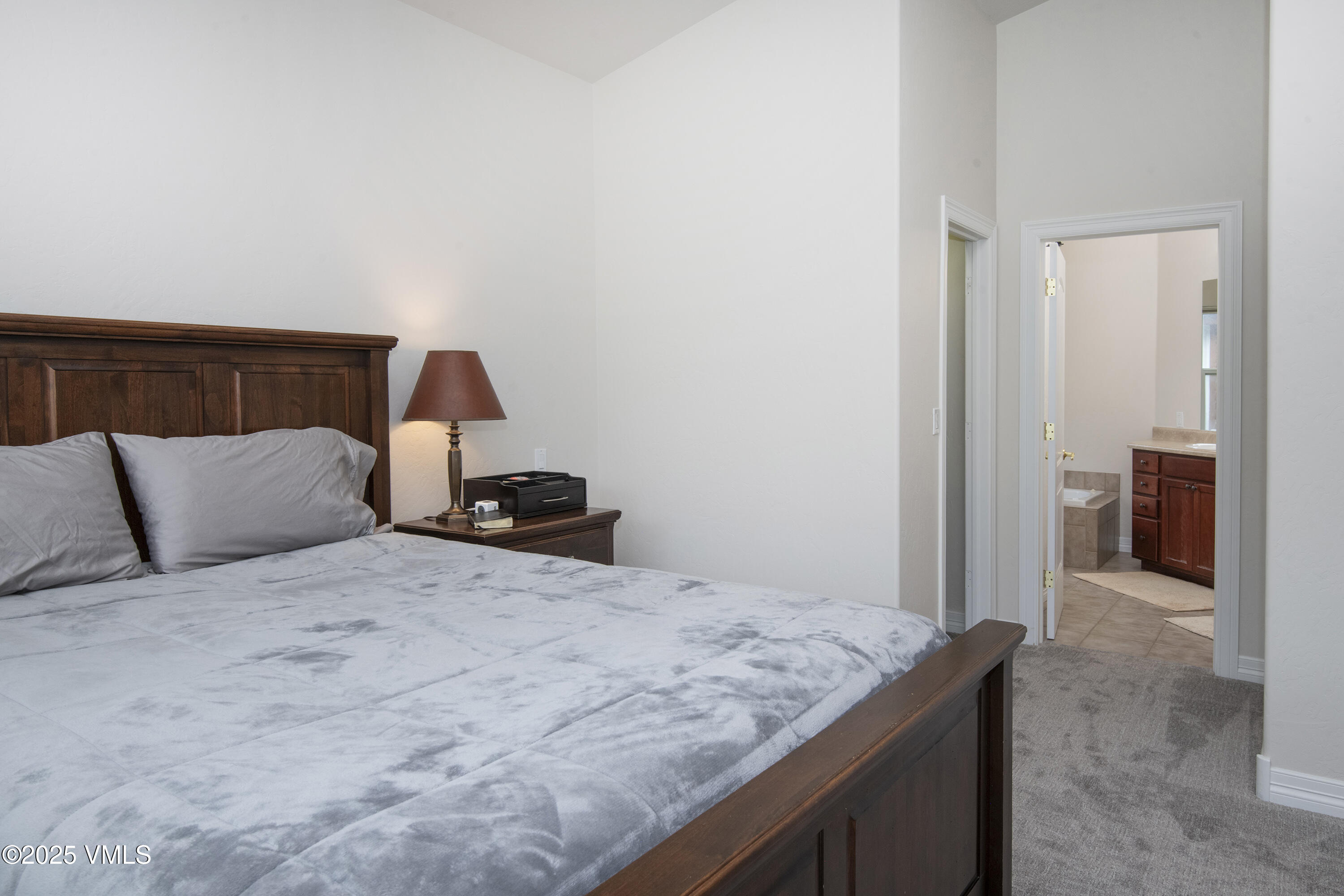 Gypsum, Colorado 81637, United States, 4 Bedrooms Bedrooms, ,4 BathroomsBathrooms,Residential,Pending,185410