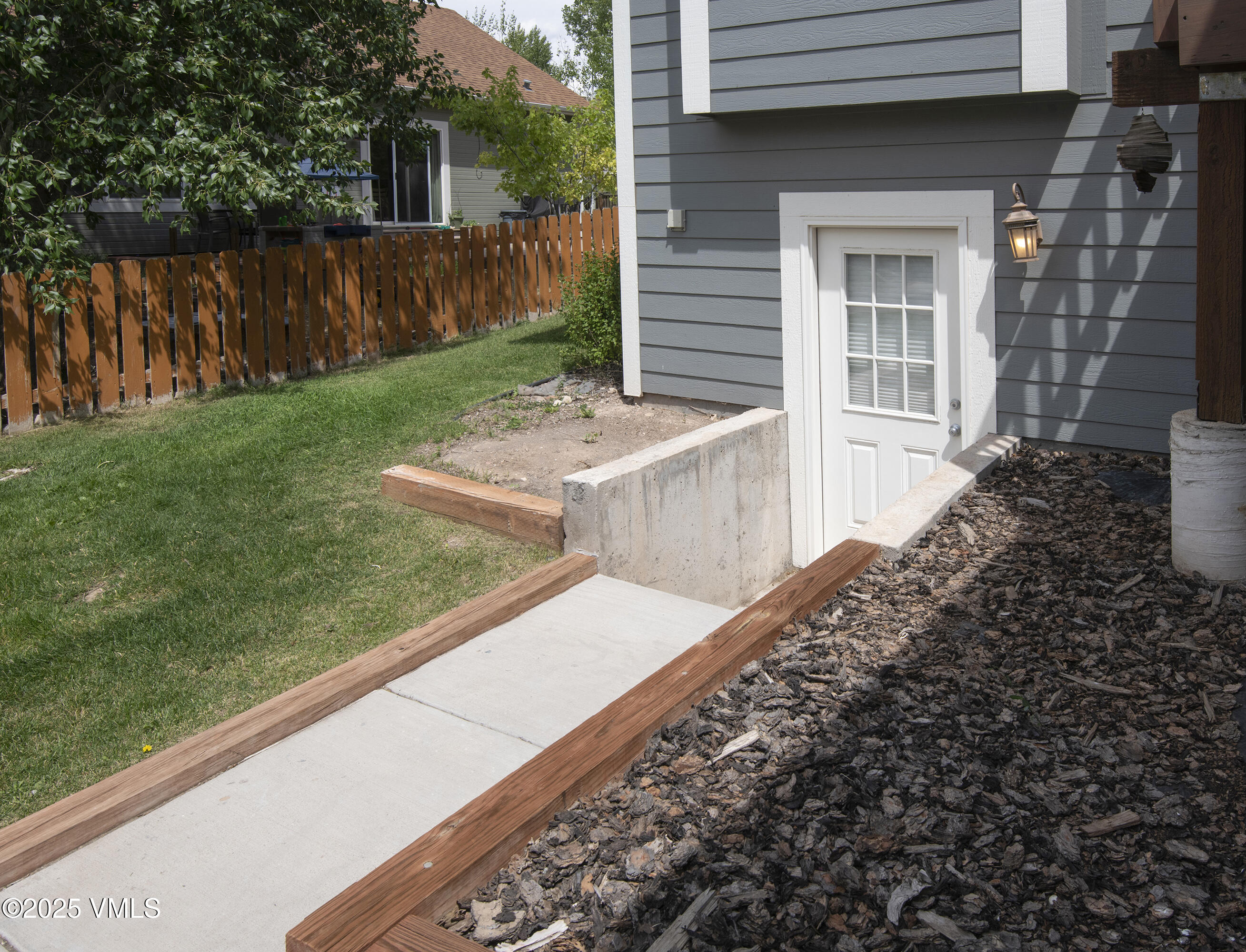 Gypsum, Colorado 81637, United States, 4 Bedrooms Bedrooms, ,4 BathroomsBathrooms,Residential,Pending,185410