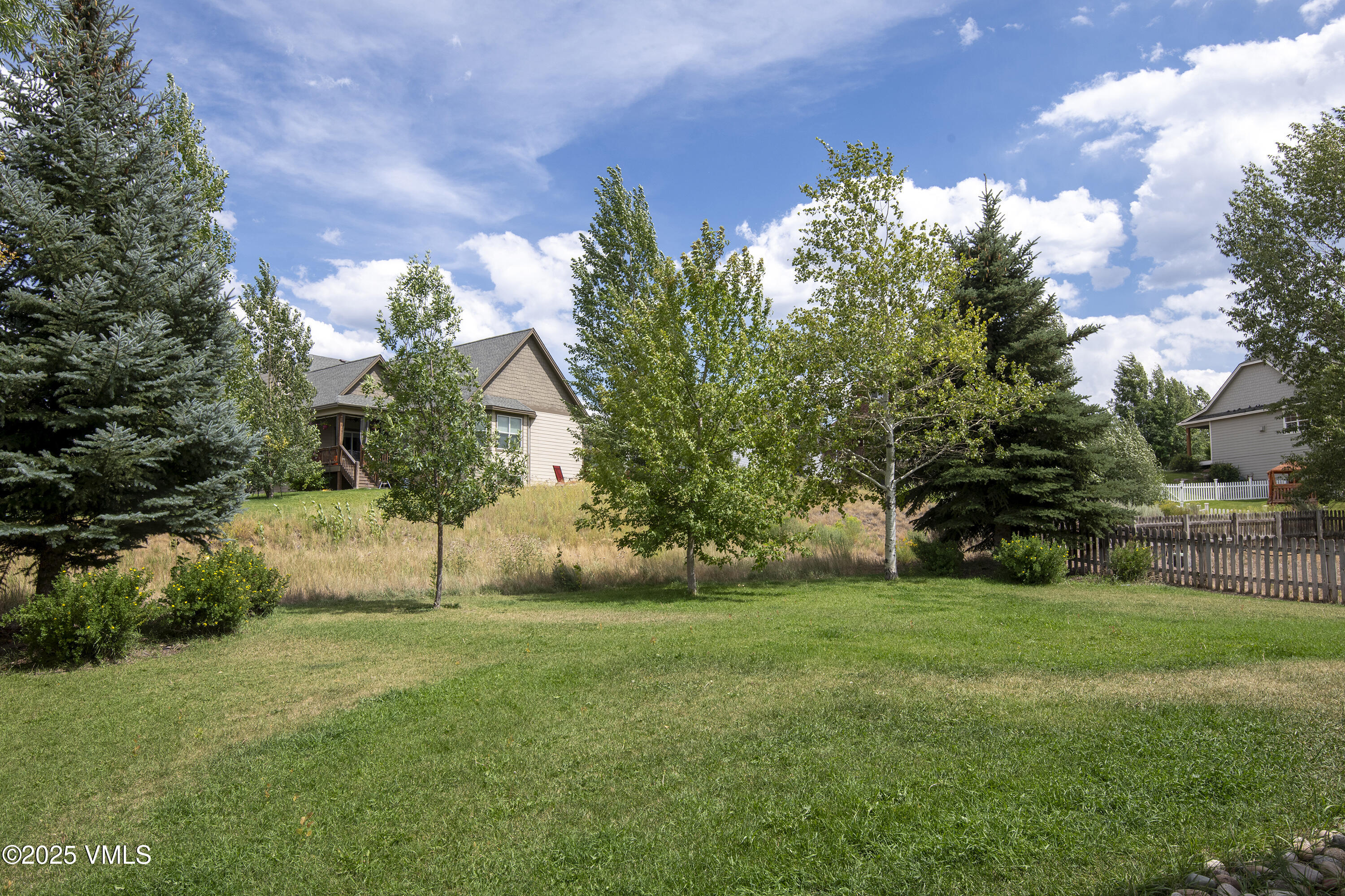 Gypsum, Colorado 81637, United States, 4 Bedrooms Bedrooms, ,4 BathroomsBathrooms,Residential,Pending,185410