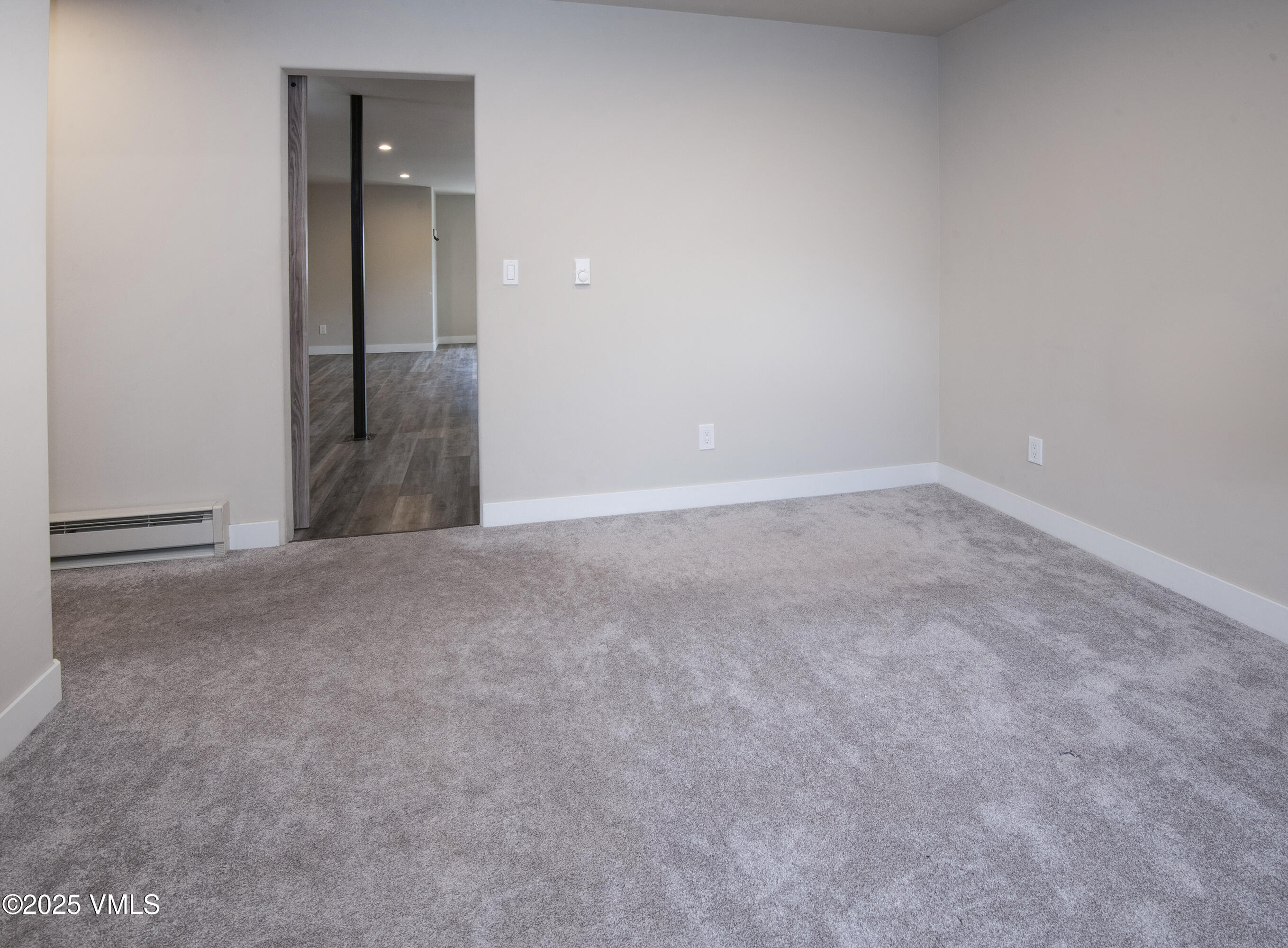 Gypsum, Colorado 81637, United States, 4 Bedrooms Bedrooms, ,4 BathroomsBathrooms,Residential,Pending,185410