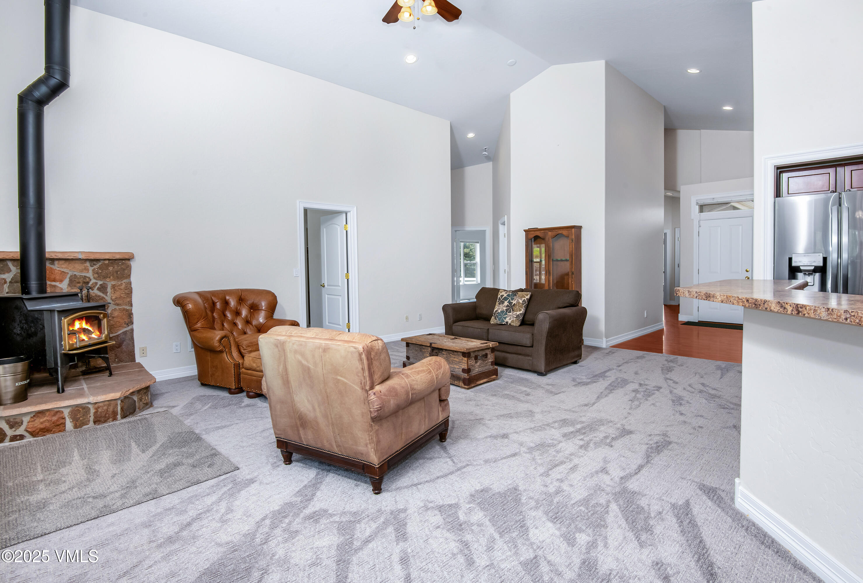 Gypsum, Colorado 81637, United States, 4 Bedrooms Bedrooms, ,4 BathroomsBathrooms,Residential,Pending,185410