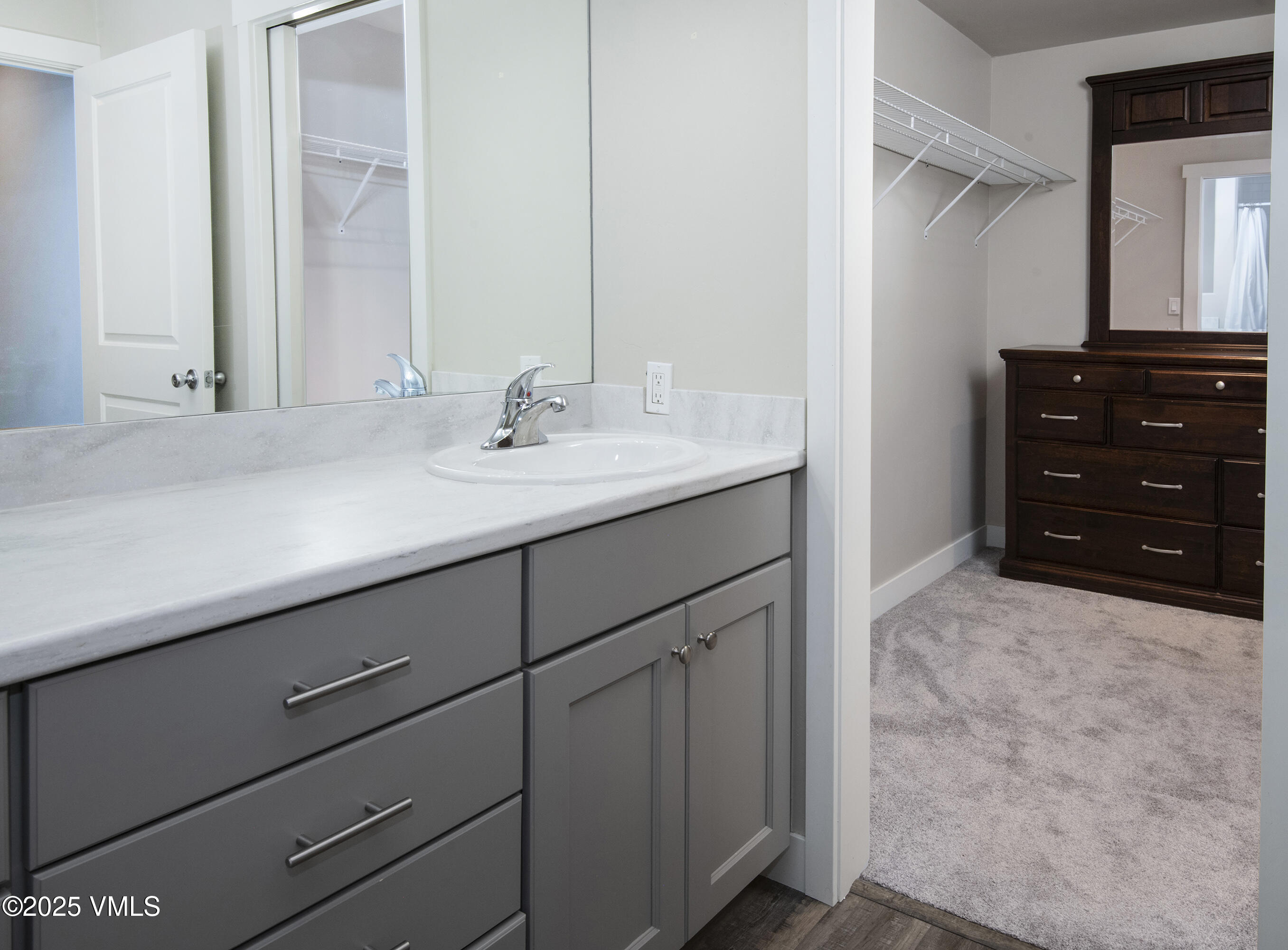 Gypsum, Colorado 81637, United States, 4 Bedrooms Bedrooms, ,4 BathroomsBathrooms,Residential,Pending,185410