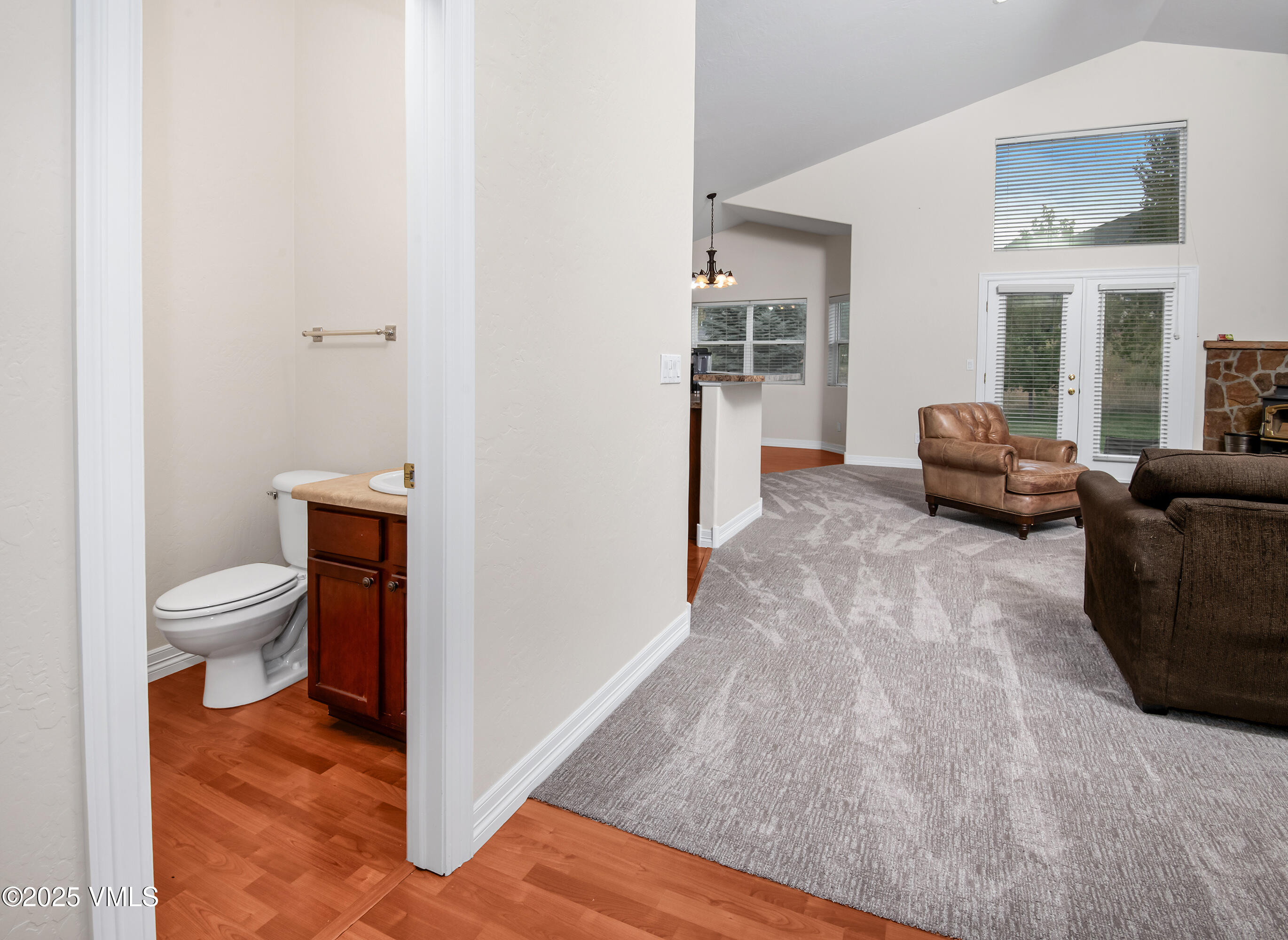 Gypsum, Colorado 81637, United States, 4 Bedrooms Bedrooms, ,4 BathroomsBathrooms,Residential,Pending,185410