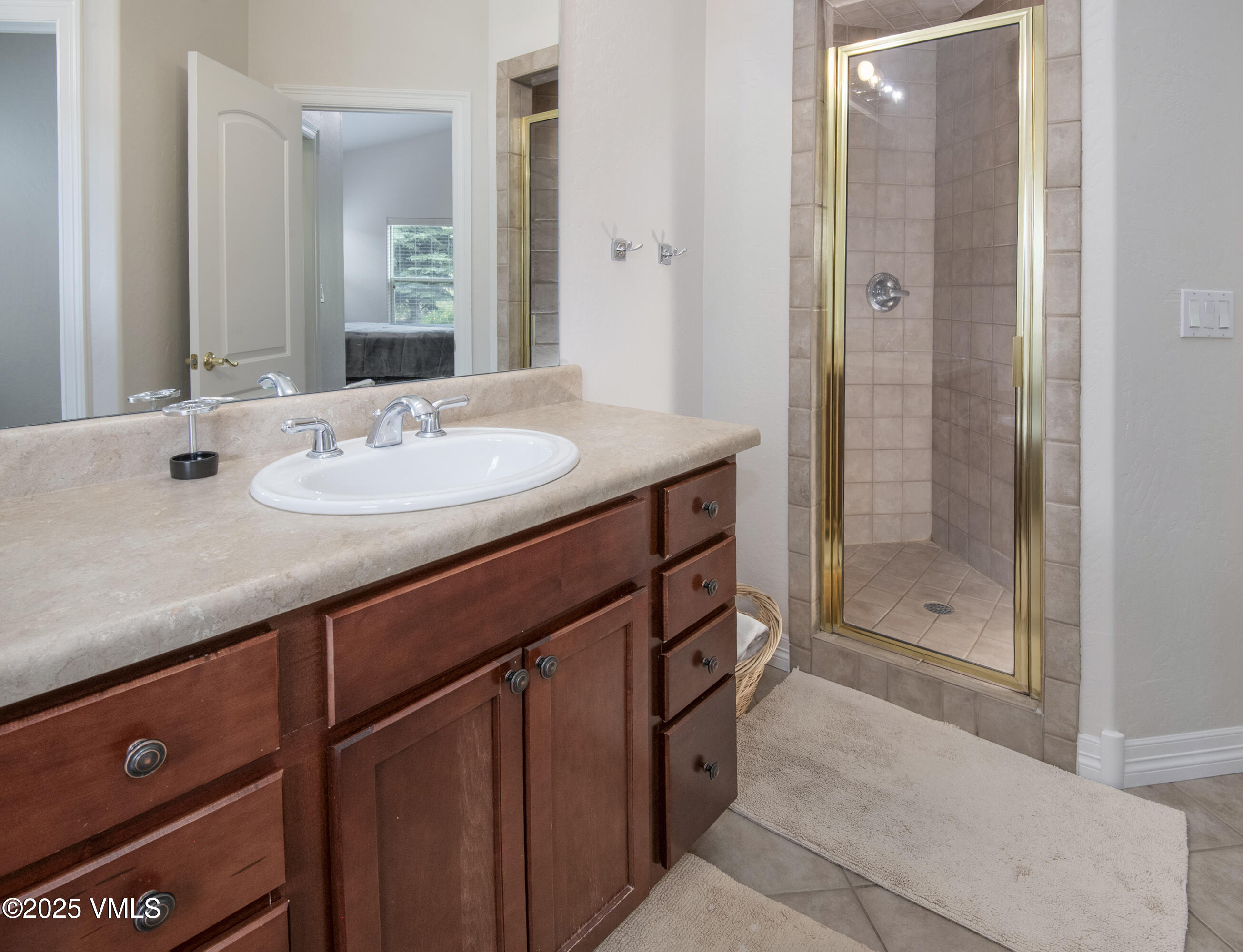 Gypsum, Colorado 81637, United States, 4 Bedrooms Bedrooms, ,4 BathroomsBathrooms,Residential,Pending,185410