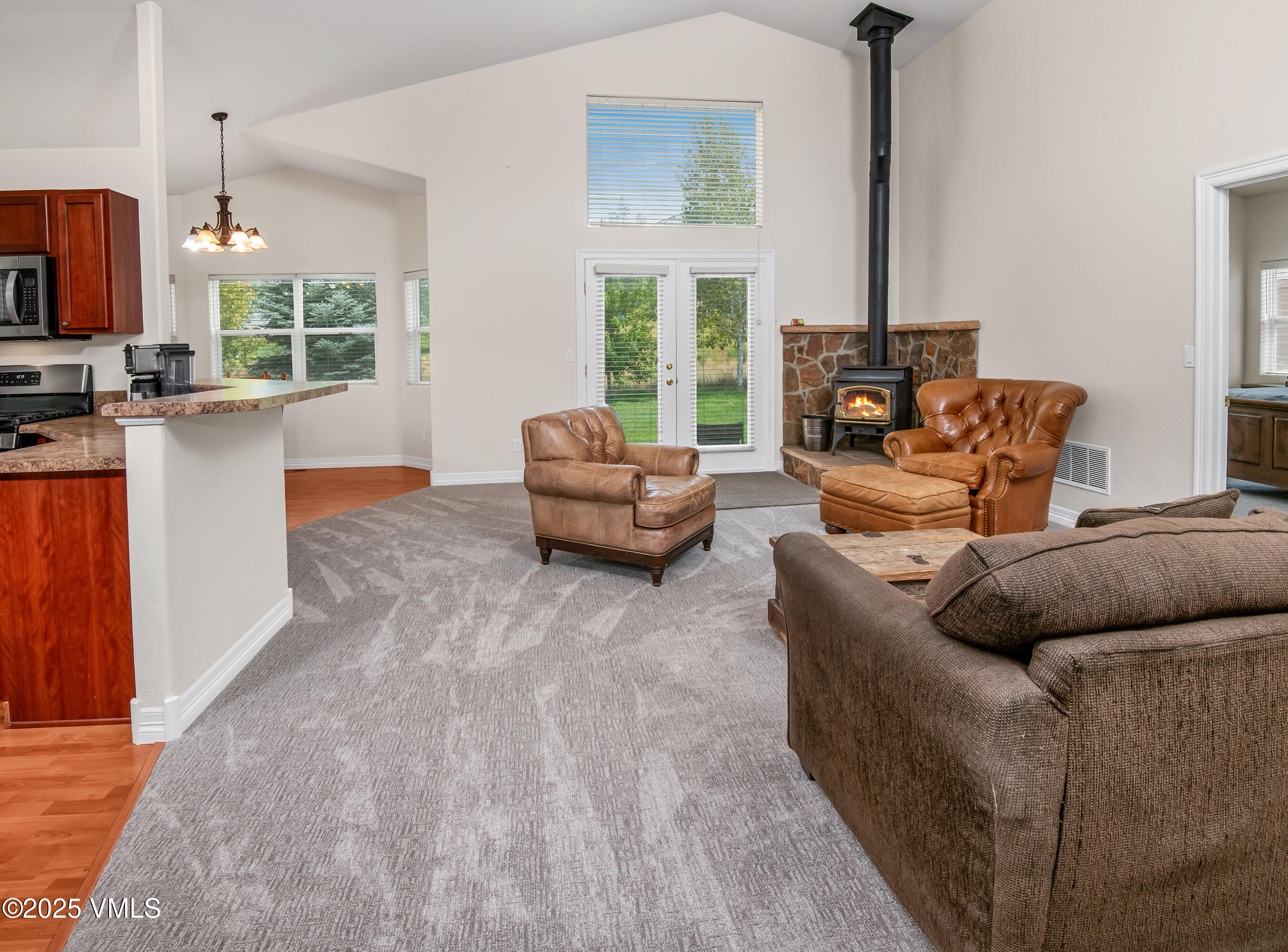 Gypsum, Colorado 81637, United States, 4 Bedrooms Bedrooms, ,4 BathroomsBathrooms,Residential,Pending,185410