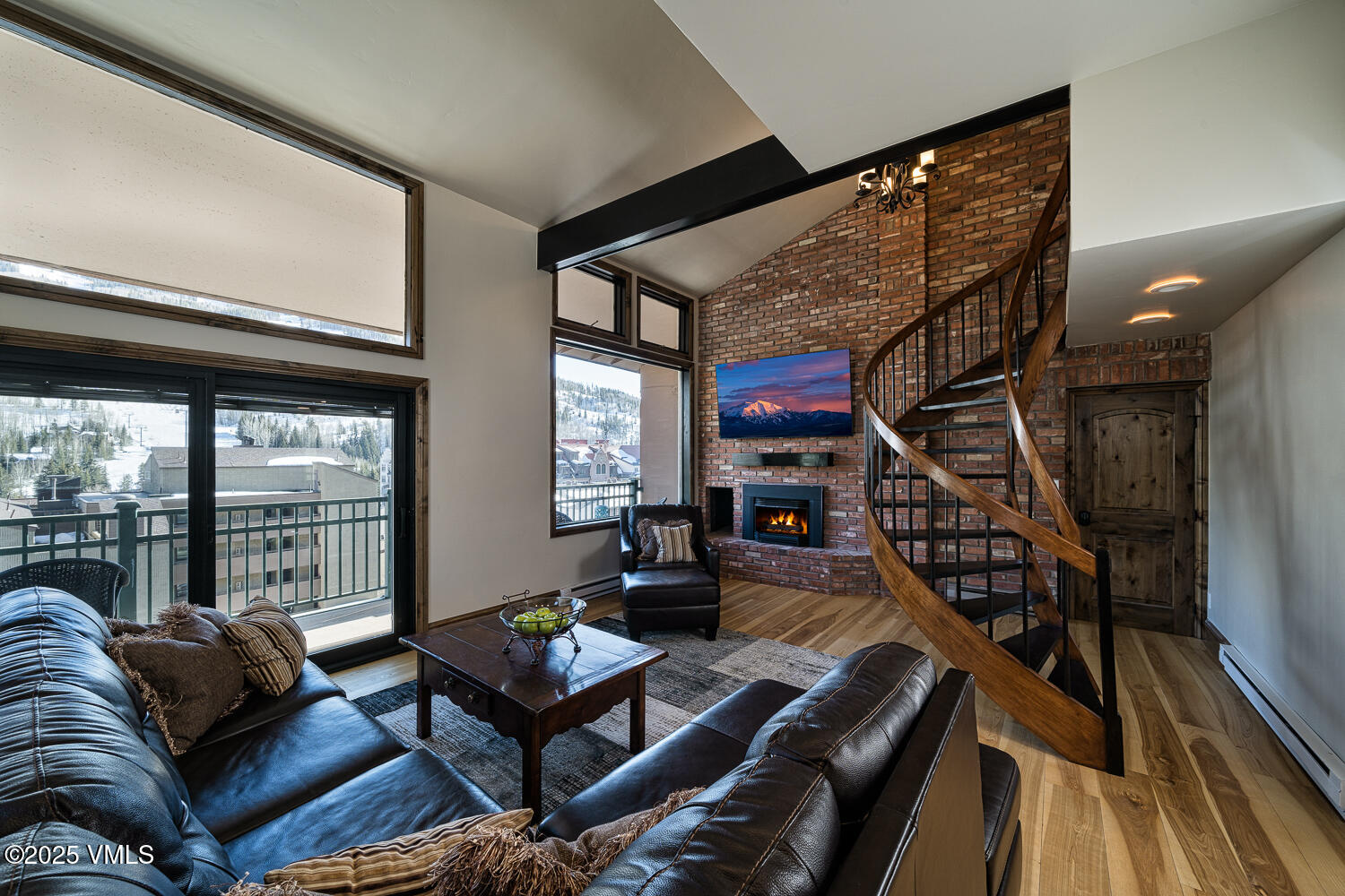 Vail, Colorado 81657, United States, 2 Bedrooms Bedrooms, ,3 BathroomsBathrooms,Residential,Active,165832