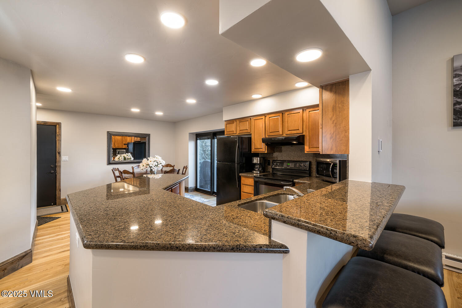 Vail, Colorado 81657, United States, 2 Bedrooms Bedrooms, ,3 BathroomsBathrooms,Residential,Active,165832