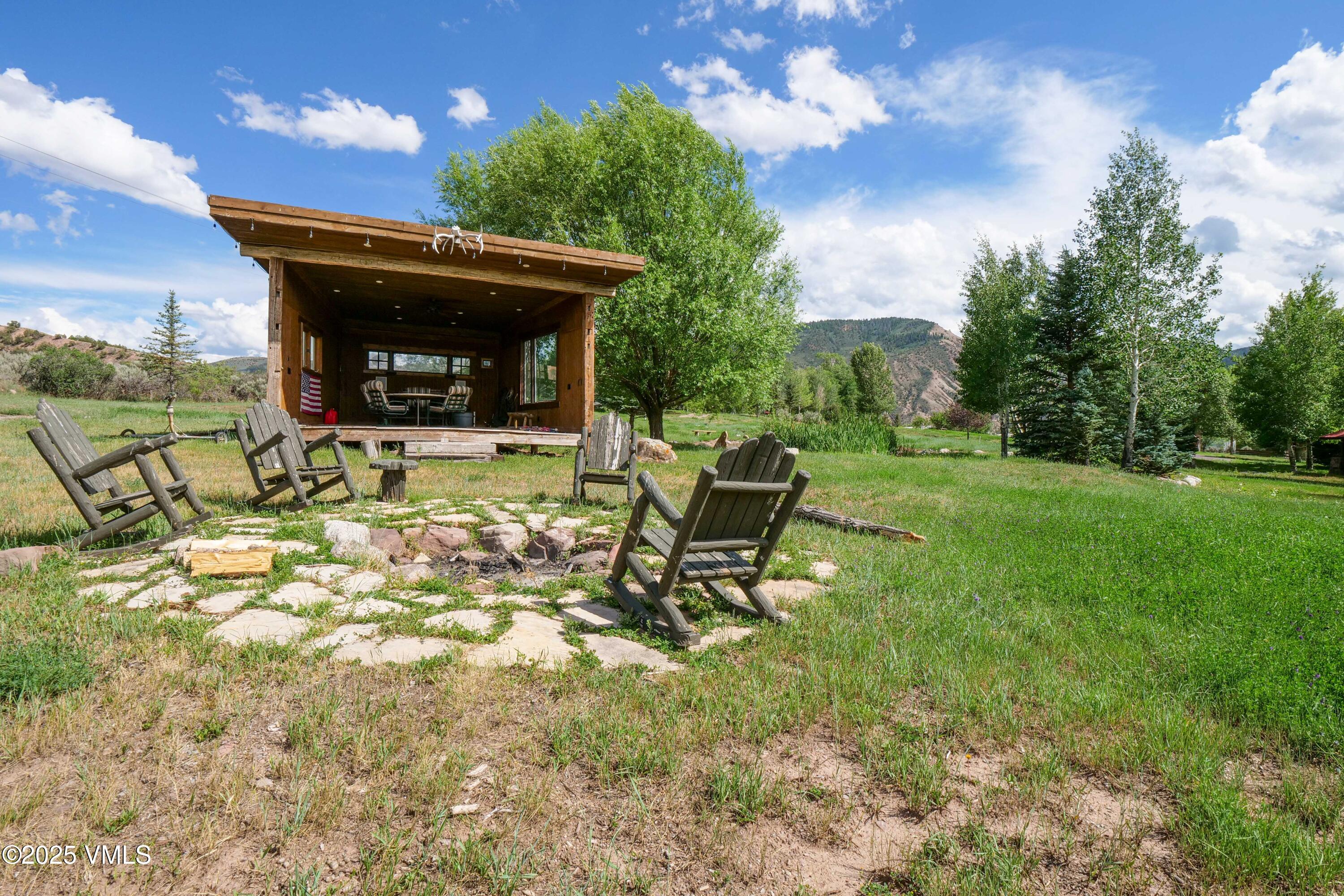 Dotsero, Colorado 81637, United States, 3 Bedrooms Bedrooms, ,3 BathroomsBathrooms,Residential,Active,152769