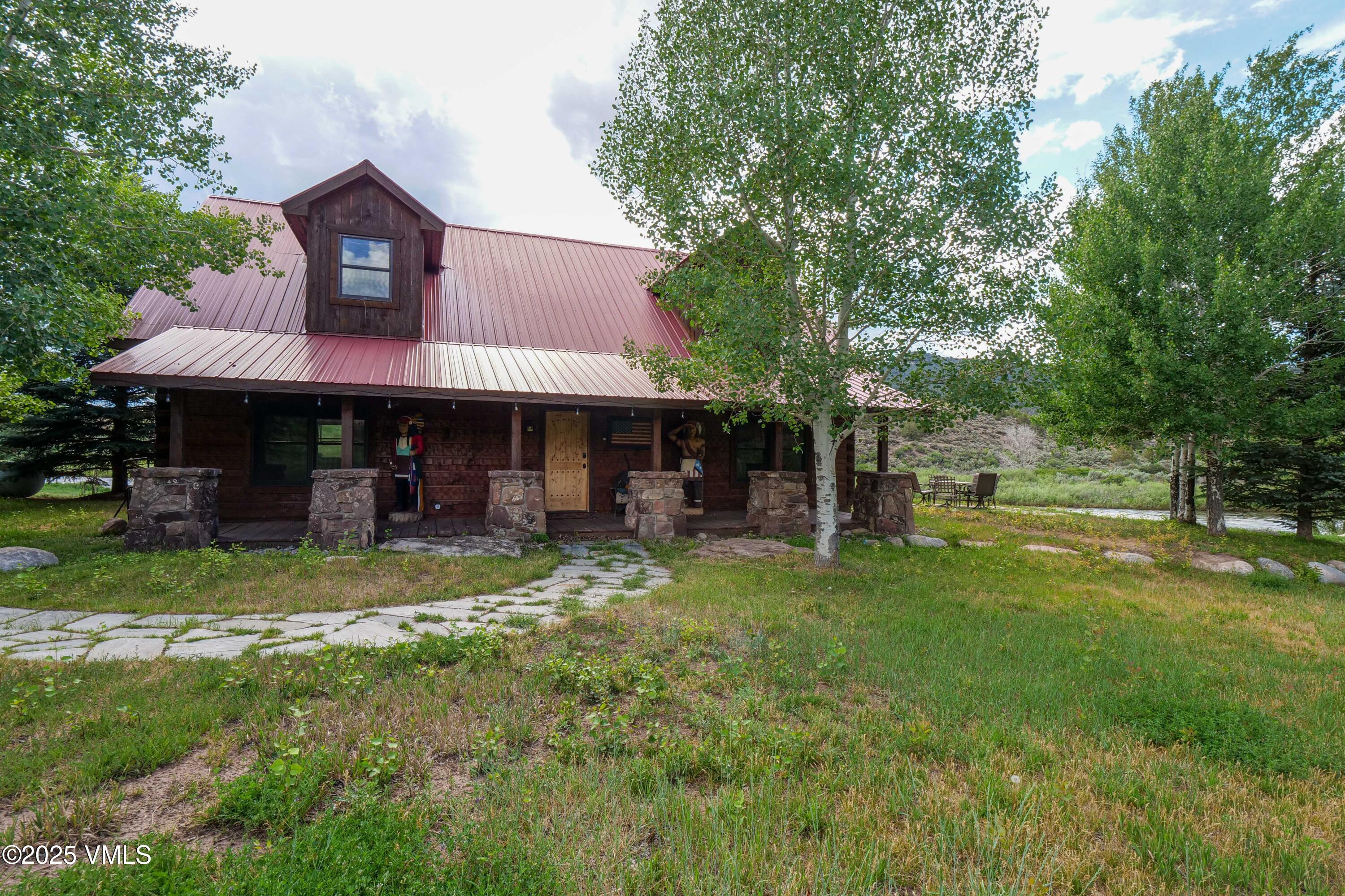 Dotsero, Colorado 81637, United States, 3 Bedrooms Bedrooms, ,3 BathroomsBathrooms,Residential,Active,152769