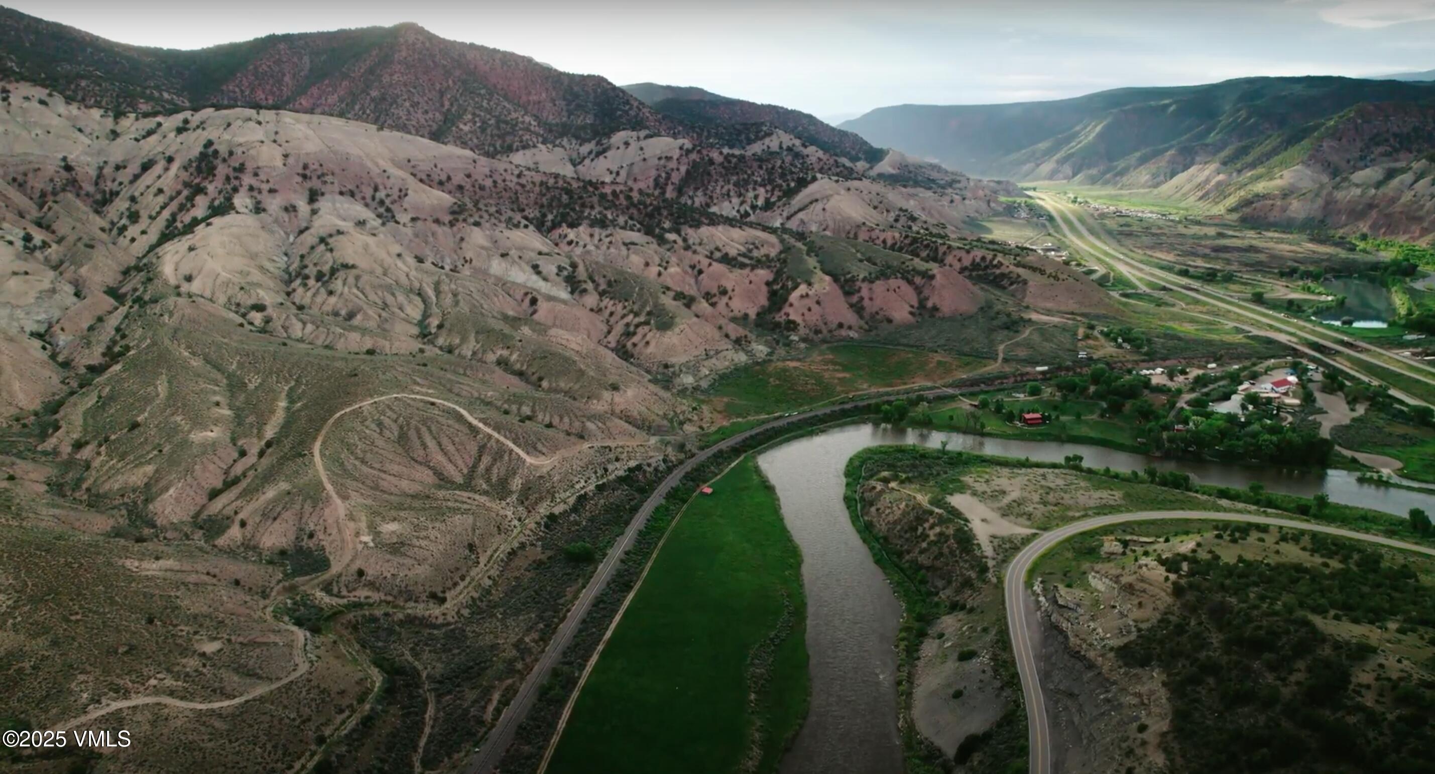 Dotsero, Colorado 81637, United States, 3 Bedrooms Bedrooms, ,3 BathroomsBathrooms,Residential,Active,152769