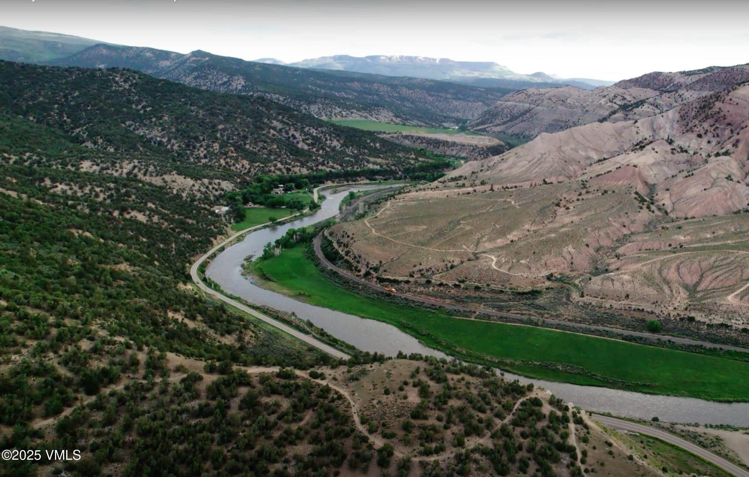 Dotsero, Colorado 81637, United States, 3 Bedrooms Bedrooms, ,3 BathroomsBathrooms,Residential,Active,152769