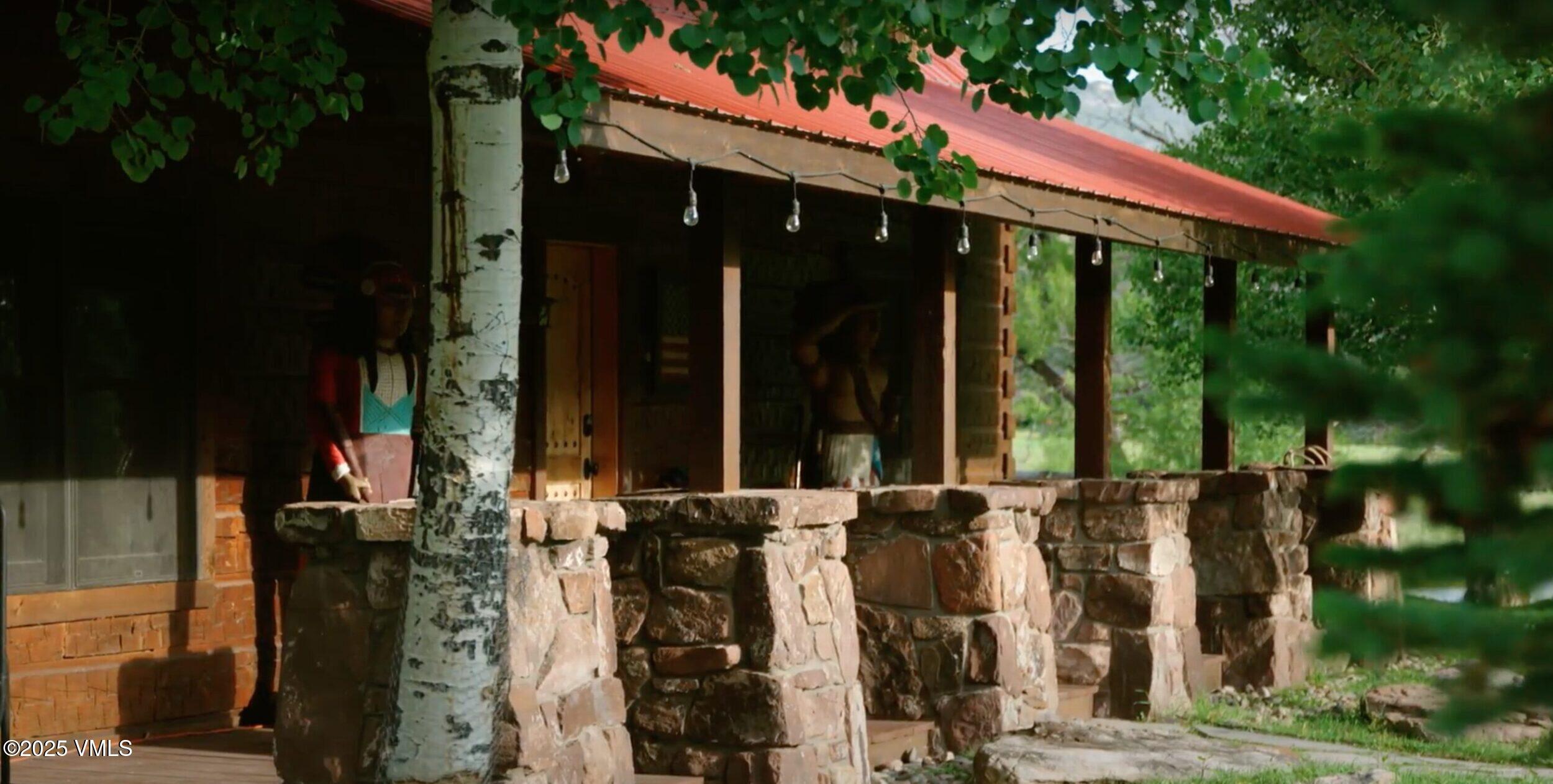 Dotsero, Colorado 81637, United States, 3 Bedrooms Bedrooms, ,3 BathroomsBathrooms,Residential,Active,152769