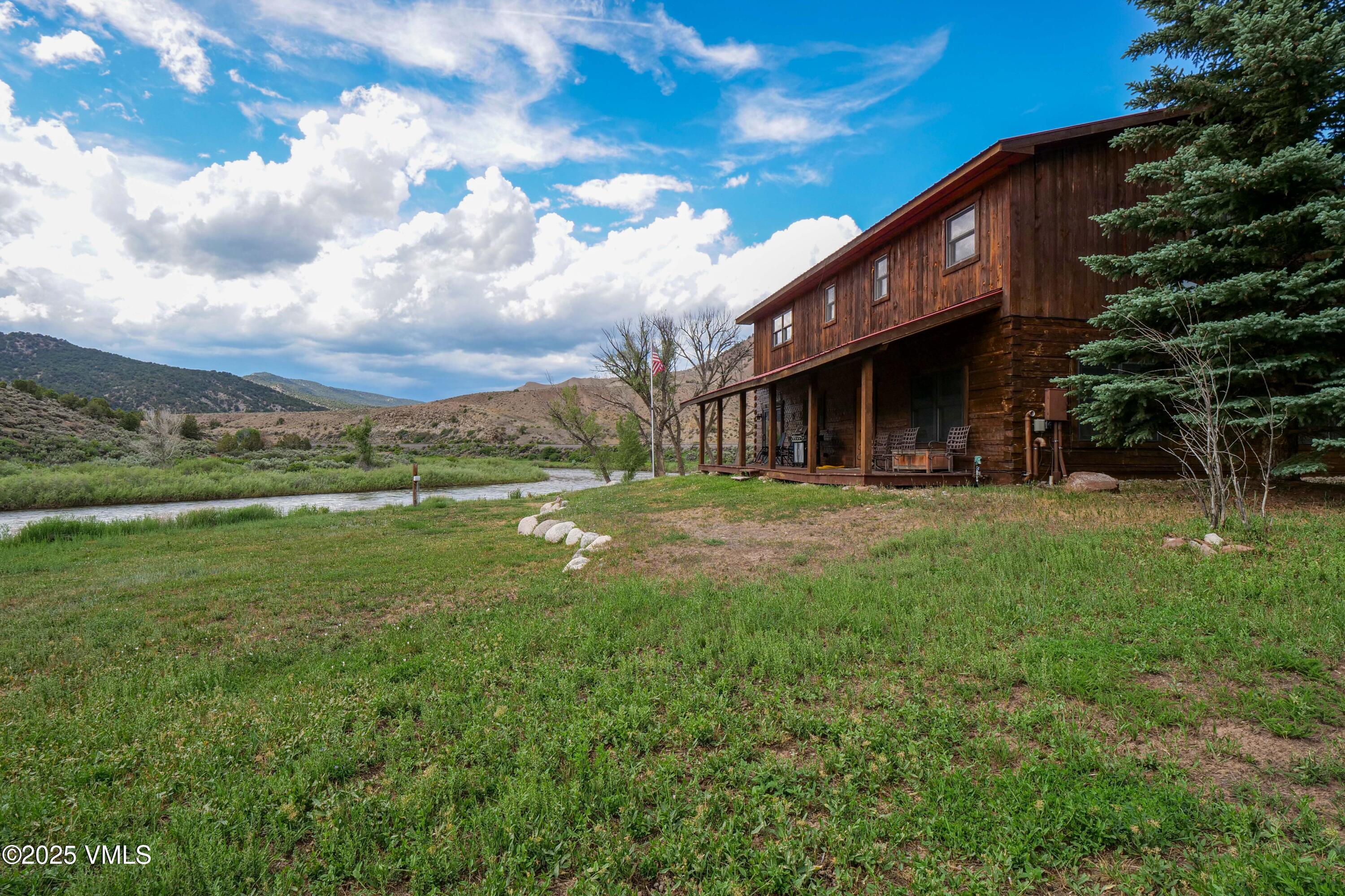 Dotsero, Colorado 81637, United States, 3 Bedrooms Bedrooms, ,3 BathroomsBathrooms,Residential,Active,152769