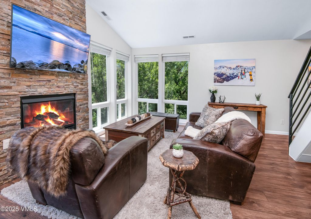 Photo of 971 W Beaver Creek Blvd #B5, Avon, CO 81620 (MLS # 1013136)