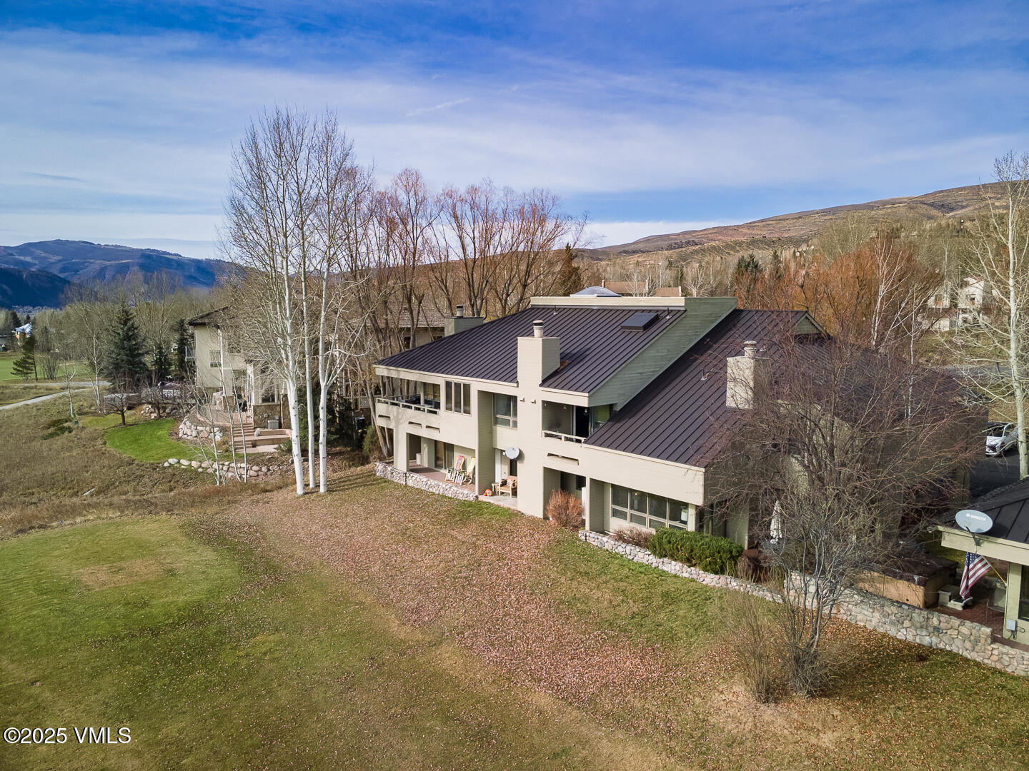 Edwards, Colorado 81632, United States, 3 Bedrooms Bedrooms, ,3 BathroomsBathrooms,Residential,Pending,250190