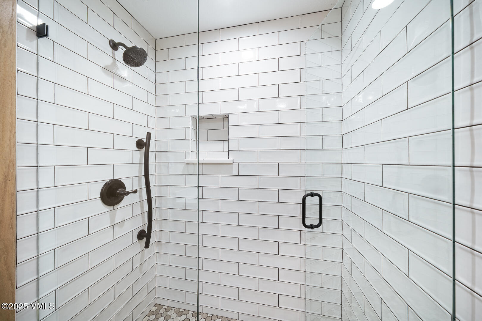 Edwards, Colorado 81632, United States, 3 Bedrooms Bedrooms, ,3 BathroomsBathrooms,Residential,Pending,250190