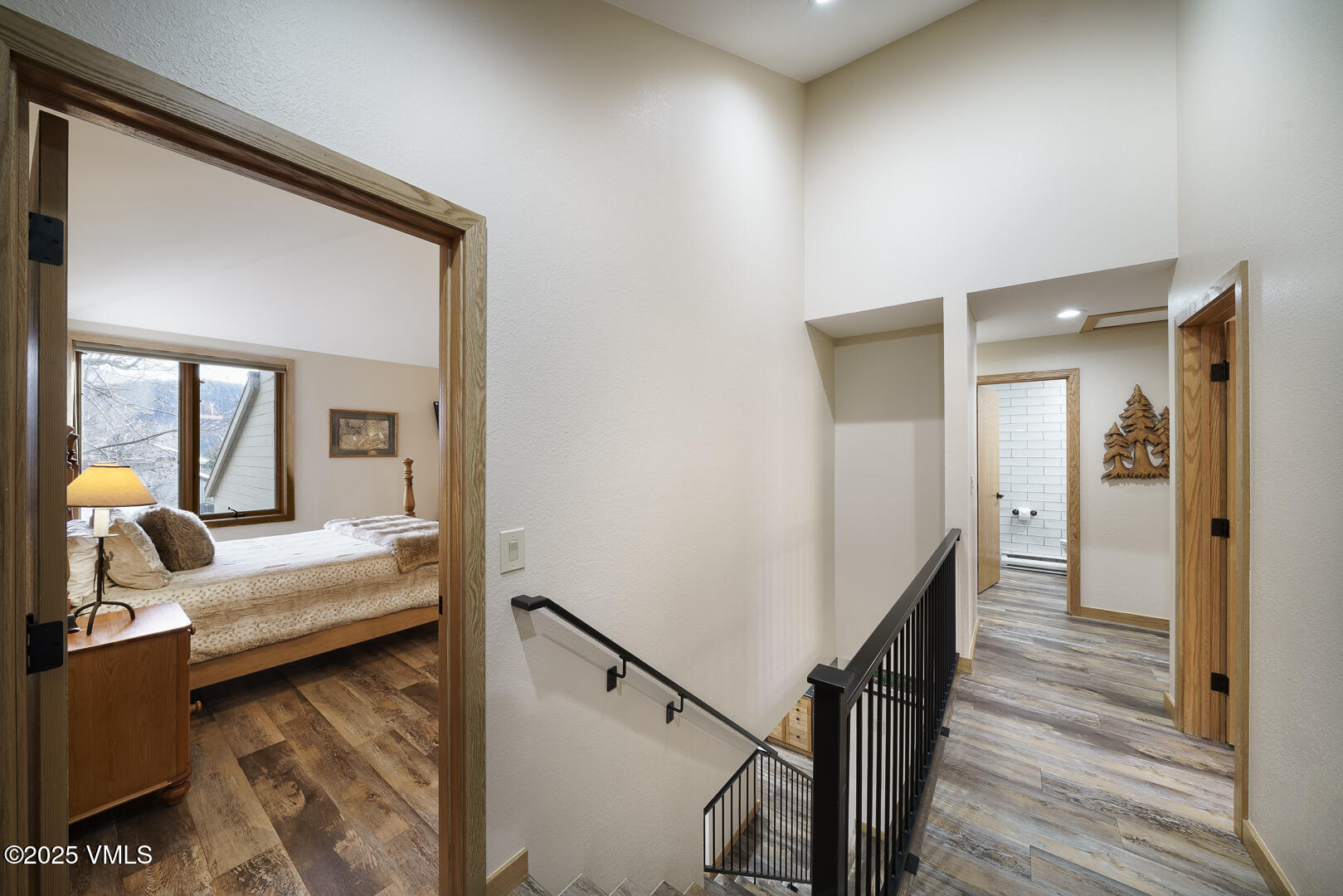 Edwards, Colorado 81632, United States, 3 Bedrooms Bedrooms, ,3 BathroomsBathrooms,Residential,Pending,250190