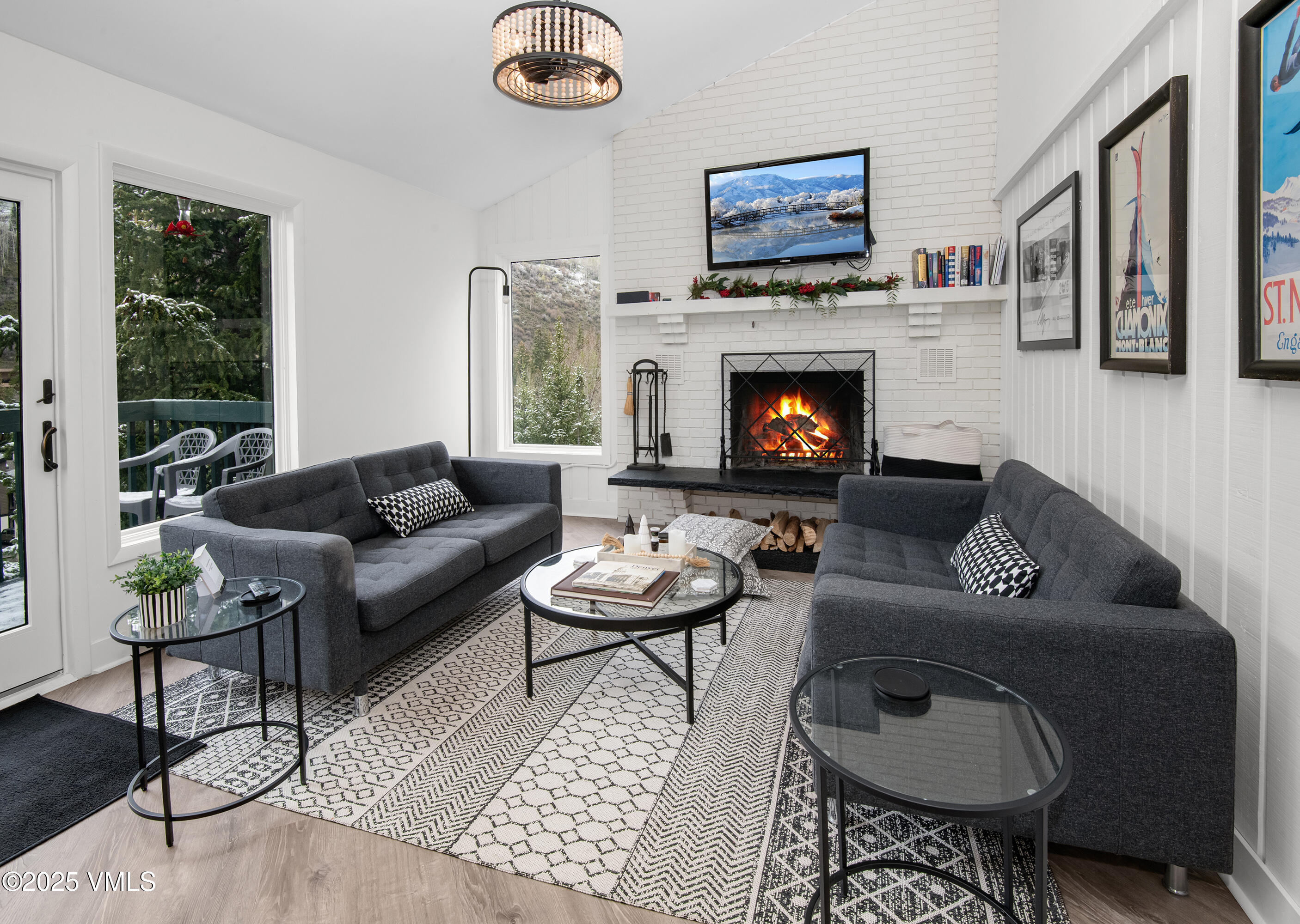 Vail, Colorado 81657, United States, 3 Bedrooms Bedrooms, ,2 BathroomsBathrooms,Residential,Active,136943