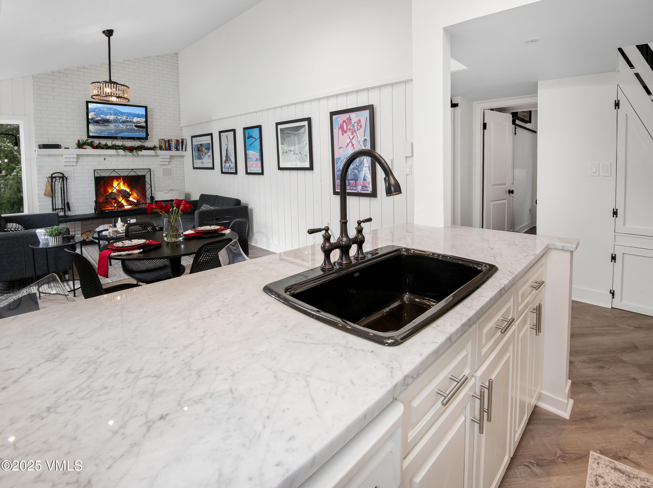 Vail, Colorado 81657, United States, 3 Bedrooms Bedrooms, ,2 BathroomsBathrooms,Residential,Active,136943