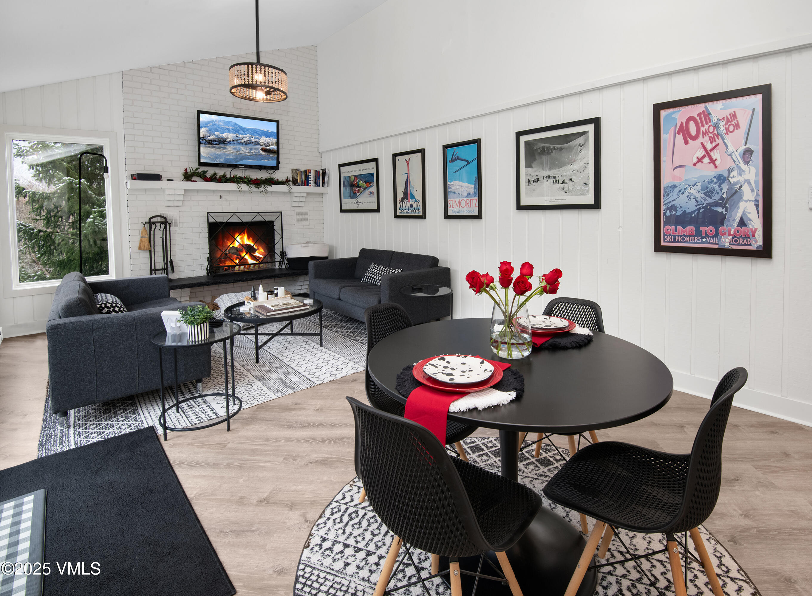 Vail, Colorado 81657, United States, 3 Bedrooms Bedrooms, ,2 BathroomsBathrooms,Residential,Active,136943