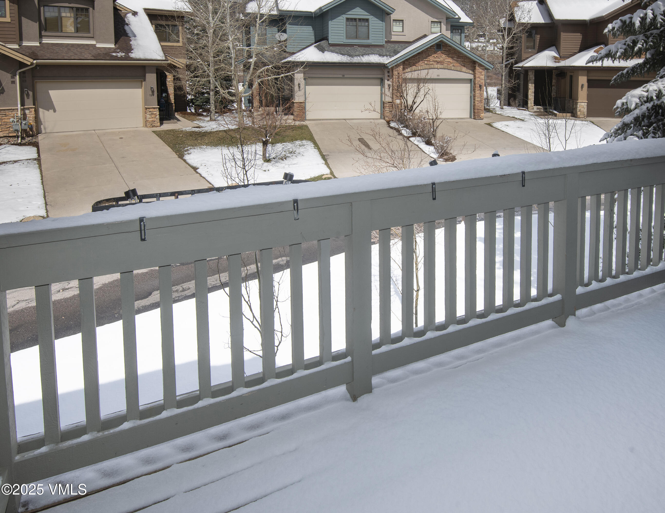 Edwards, Colorado 81632, United States, 4 Bedrooms Bedrooms, ,4 BathroomsBathrooms,Residential,Pending,103954