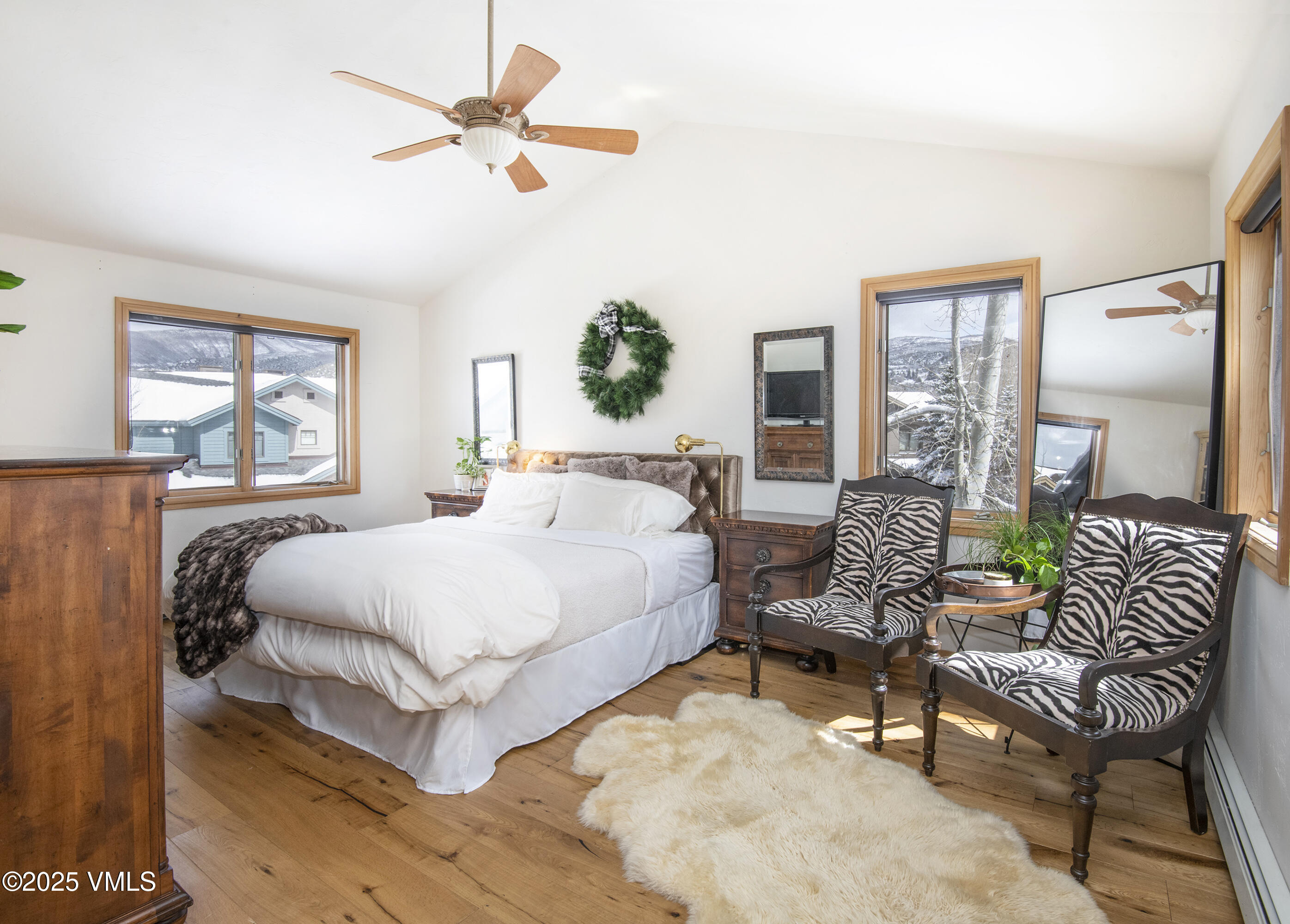 Edwards, Colorado 81632, United States, 4 Bedrooms Bedrooms, ,4 BathroomsBathrooms,Residential,Pending,103954