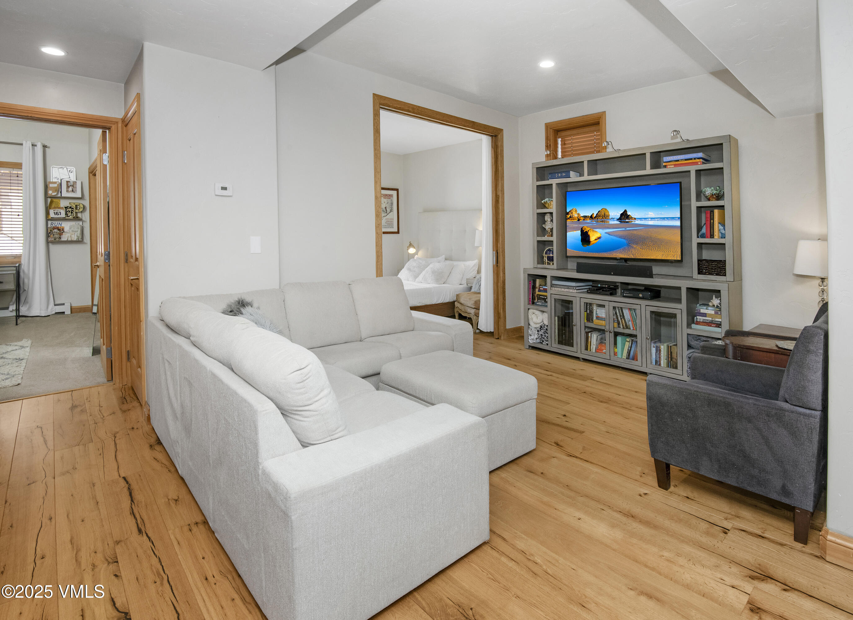 Edwards, Colorado 81632, United States, 4 Bedrooms Bedrooms, ,4 BathroomsBathrooms,Residential,Pending,103954