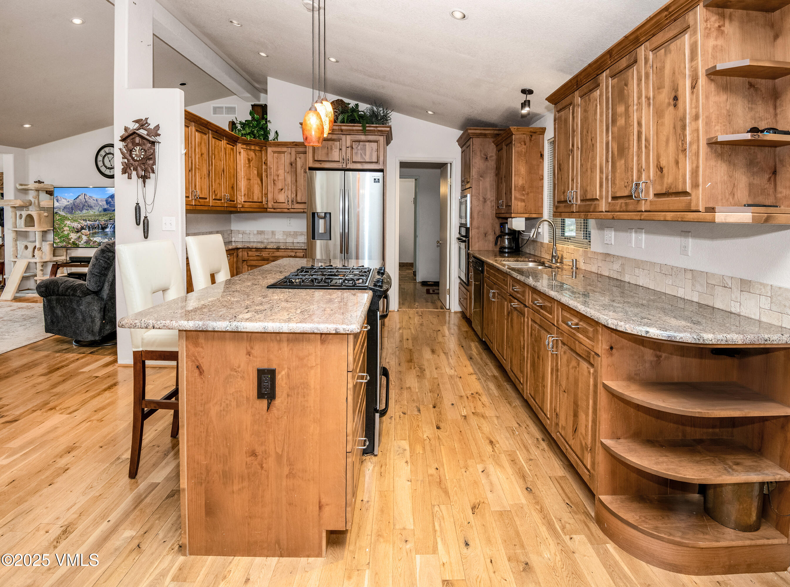 Gypsum, Colorado 81637, United States, 3 Bedrooms Bedrooms, ,3 BathroomsBathrooms,Residential,Active,239153